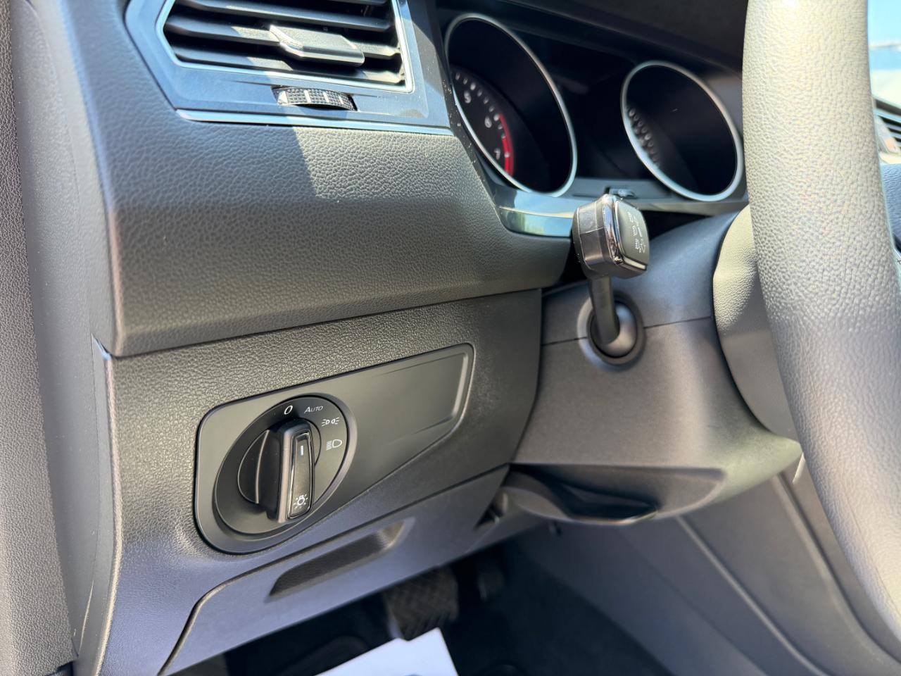 Volkswagen Tiguan 2.0T S FWD 2021
