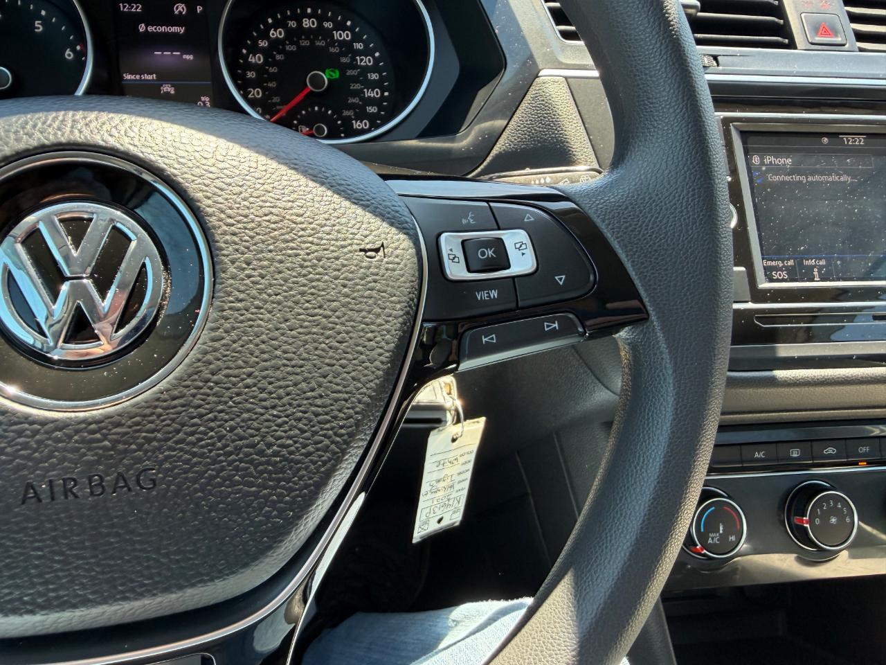 Volkswagen Tiguan 2.0T S FWD 2021