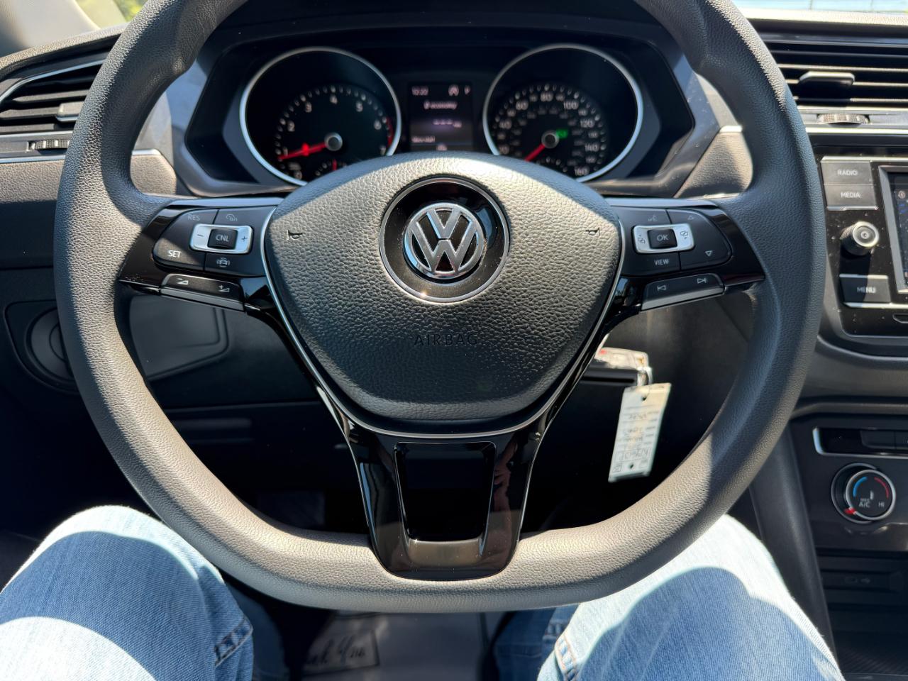 Volkswagen Tiguan 2.0T S FWD 2021
