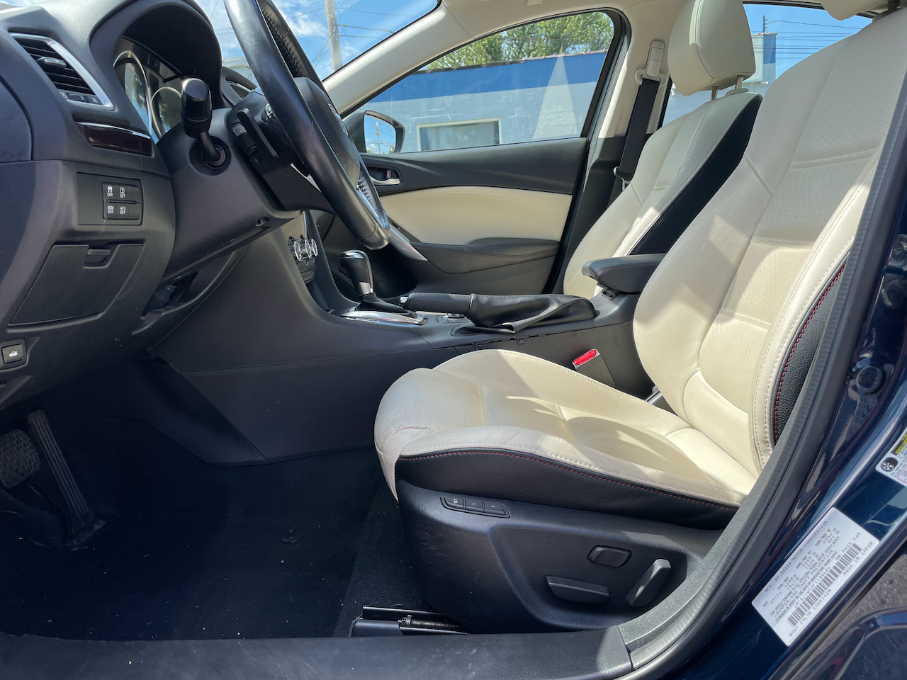 2015 Mazda Mazda6 Grand Touring photo 18