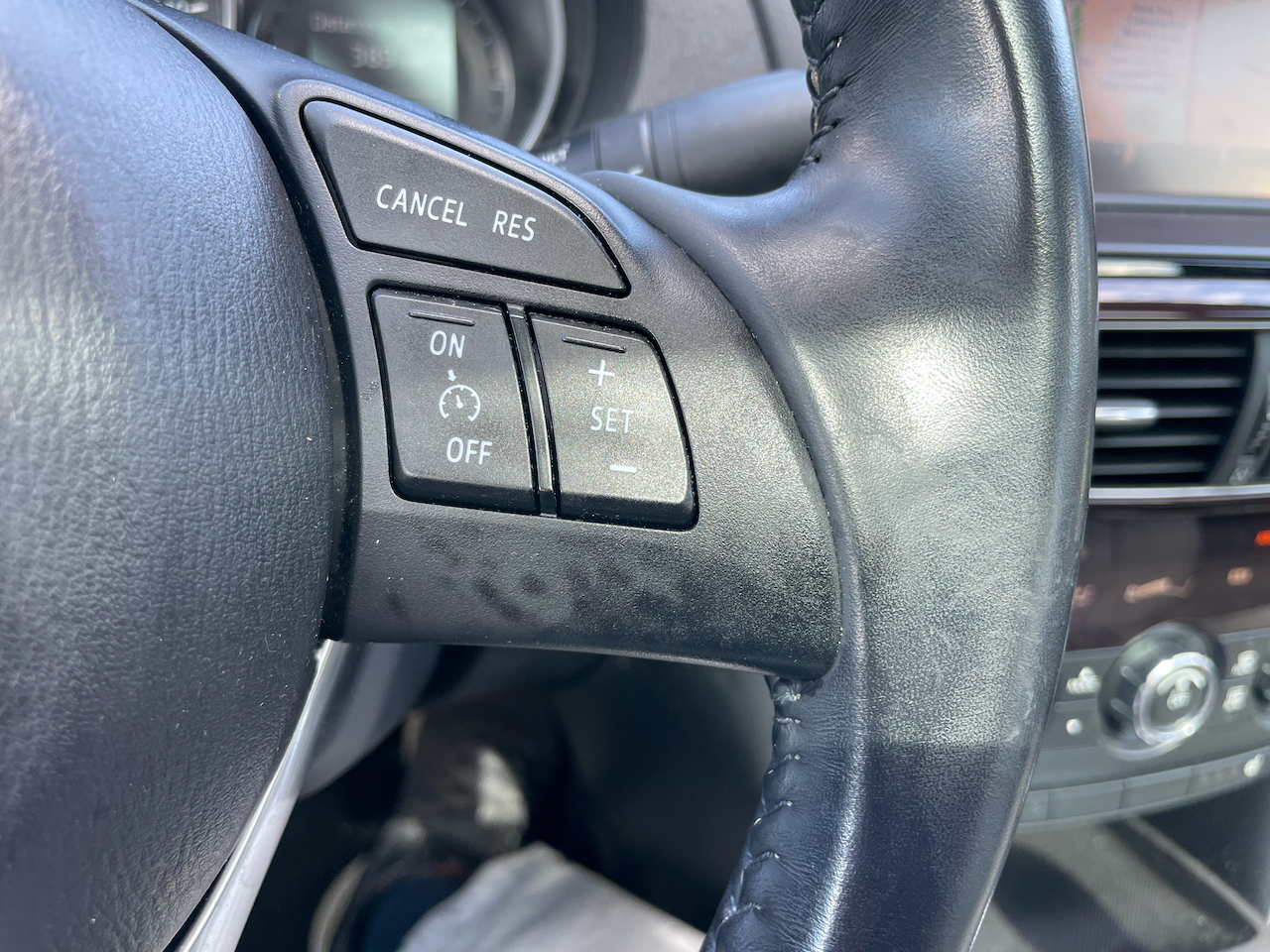 2015 Mazda Mazda6 Grand Touring photo 25