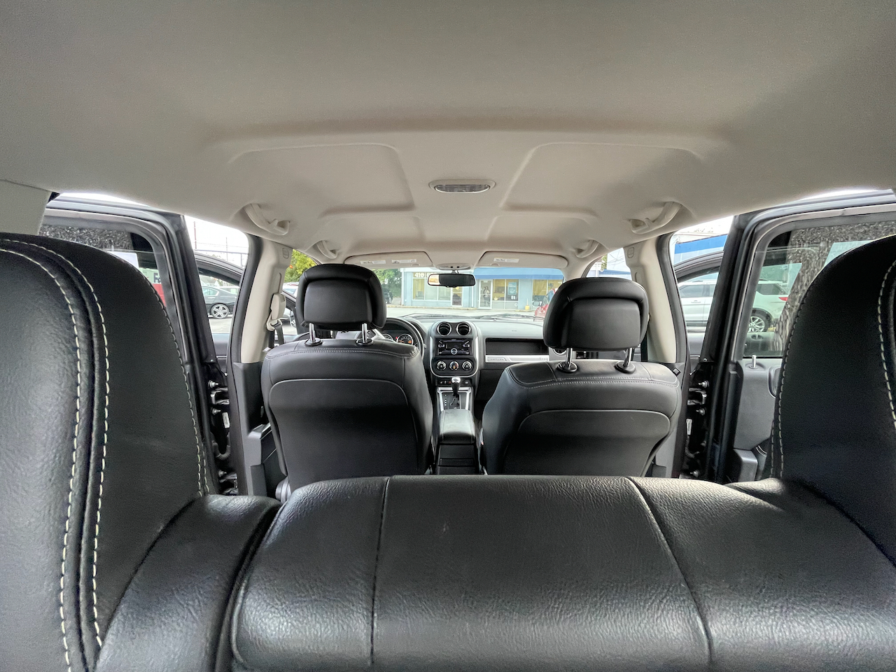 2017 Jeep Compass Latitude photo 4