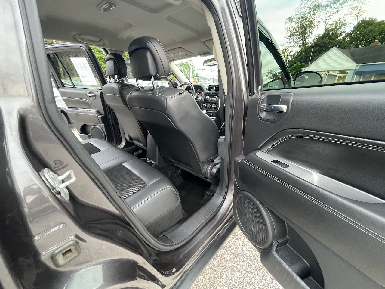 2017 Jeep Compass Latitude photo 10