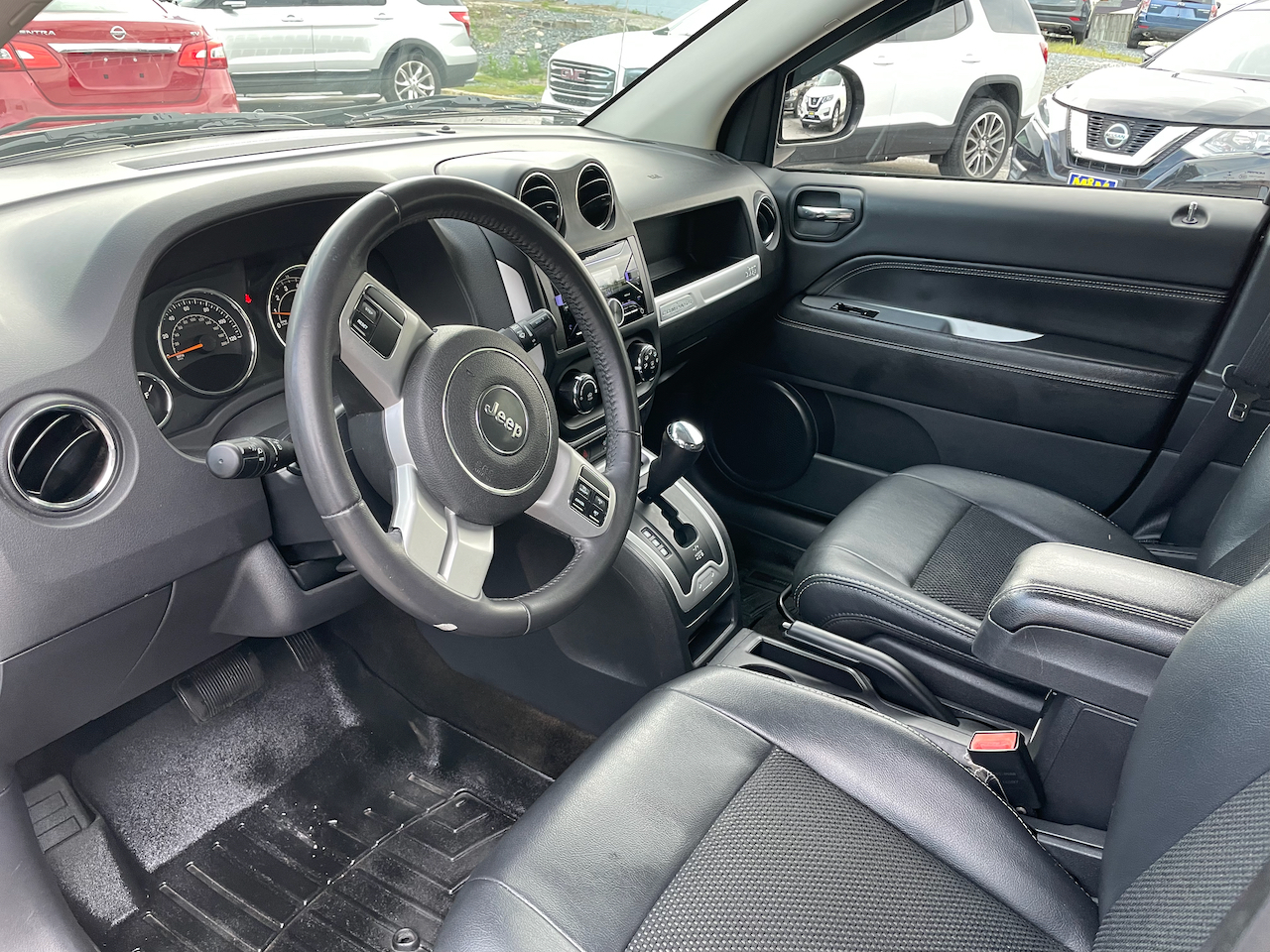 2017 Jeep Compass Latitude photo 19