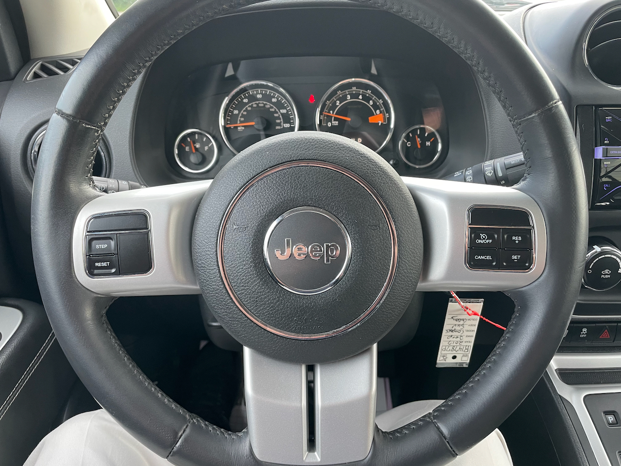 2017 Jeep Compass Latitude photo 23