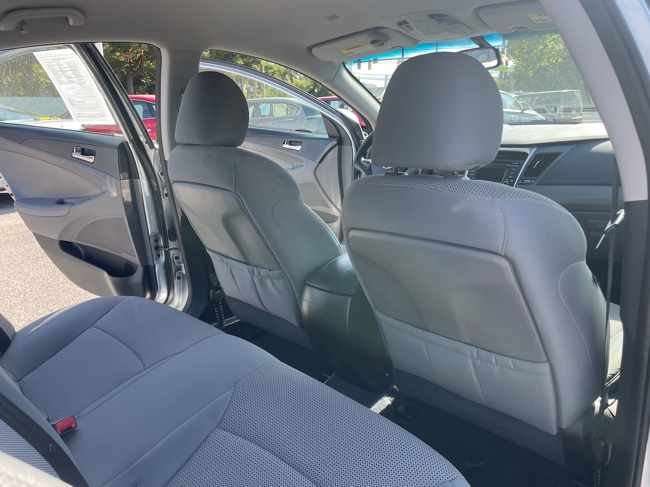 2014 Hyundai Sonata GLS photo 11