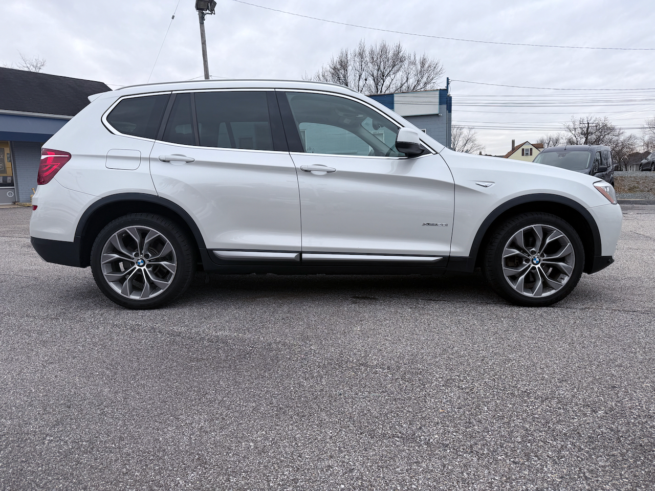 BMW X3 AWD 4dr xDrive28i 2016