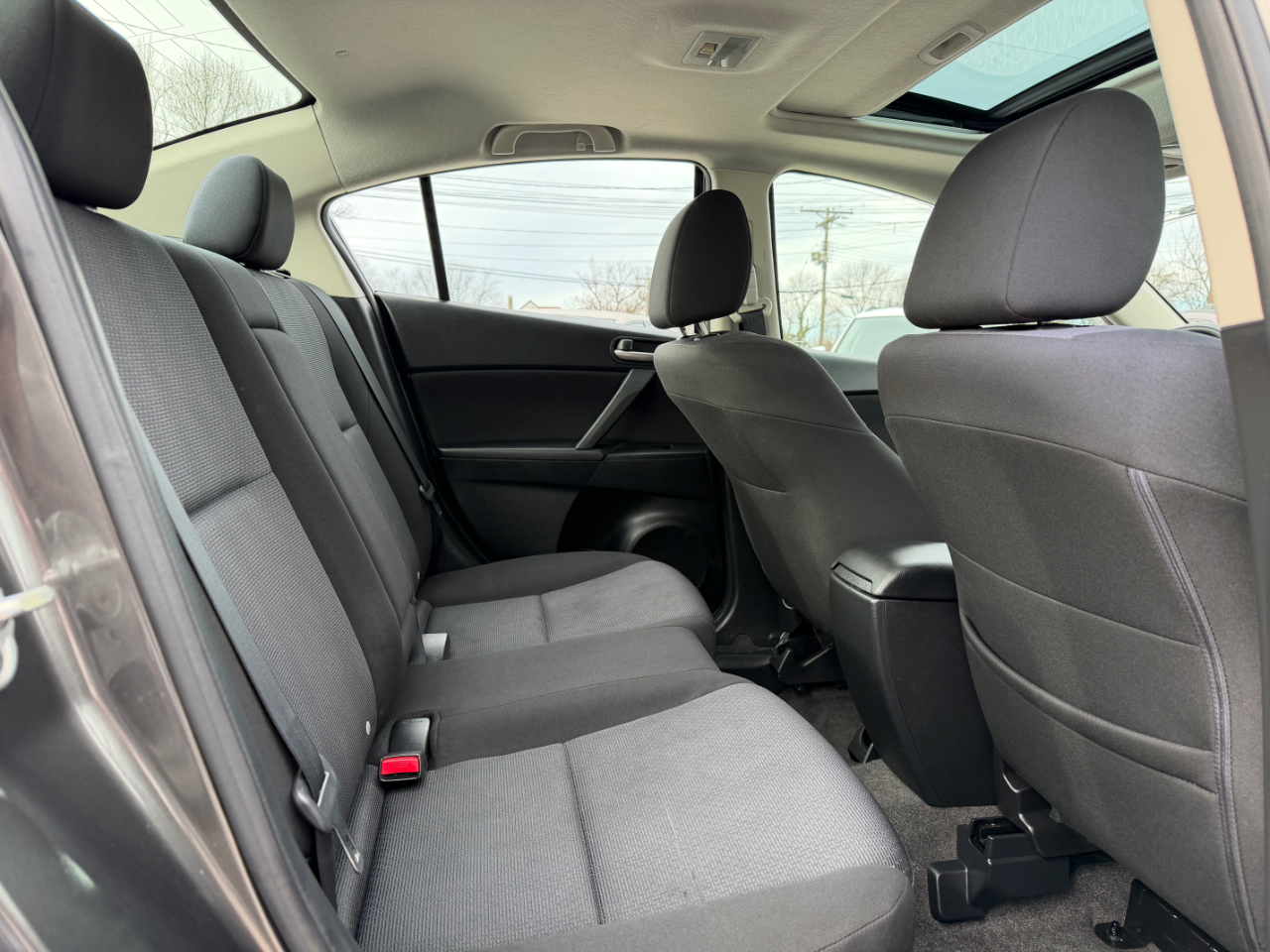 Mazda MAZDA3 4dr Sdn Auto i Touring 2010