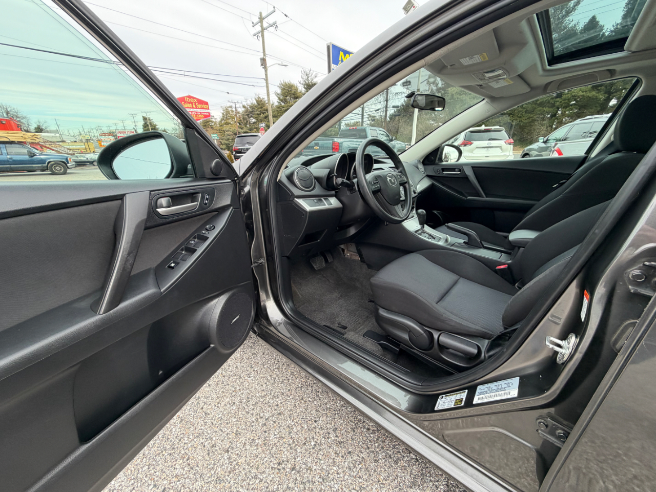 Mazda MAZDA3 4dr Sdn Auto i Touring 2010