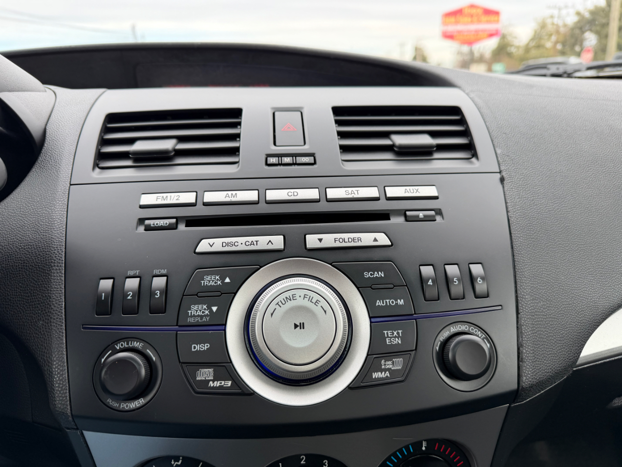 Mazda MAZDA3 4dr Sdn Auto i Touring 2010