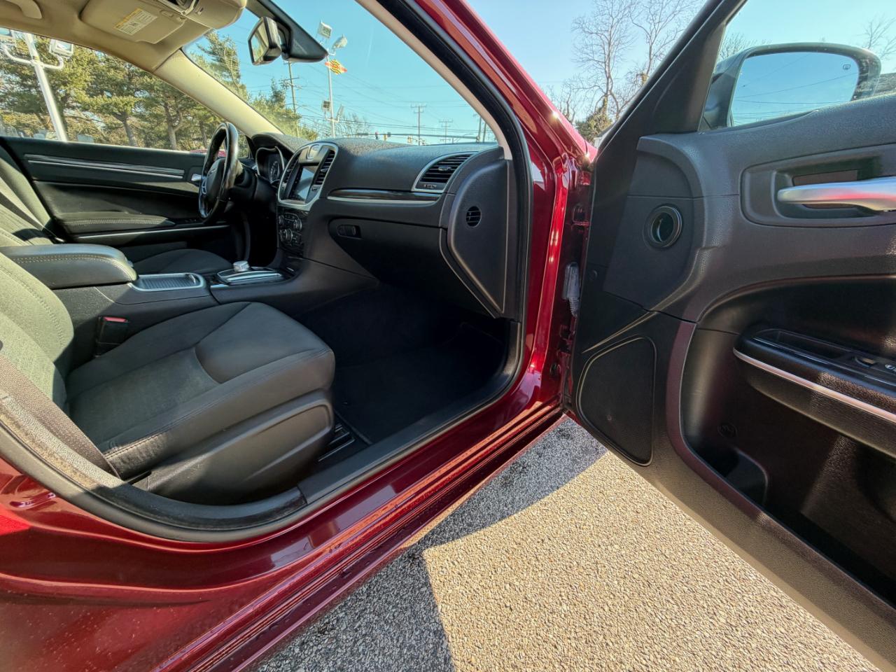 Chrysler 300 Touring RWD 2019