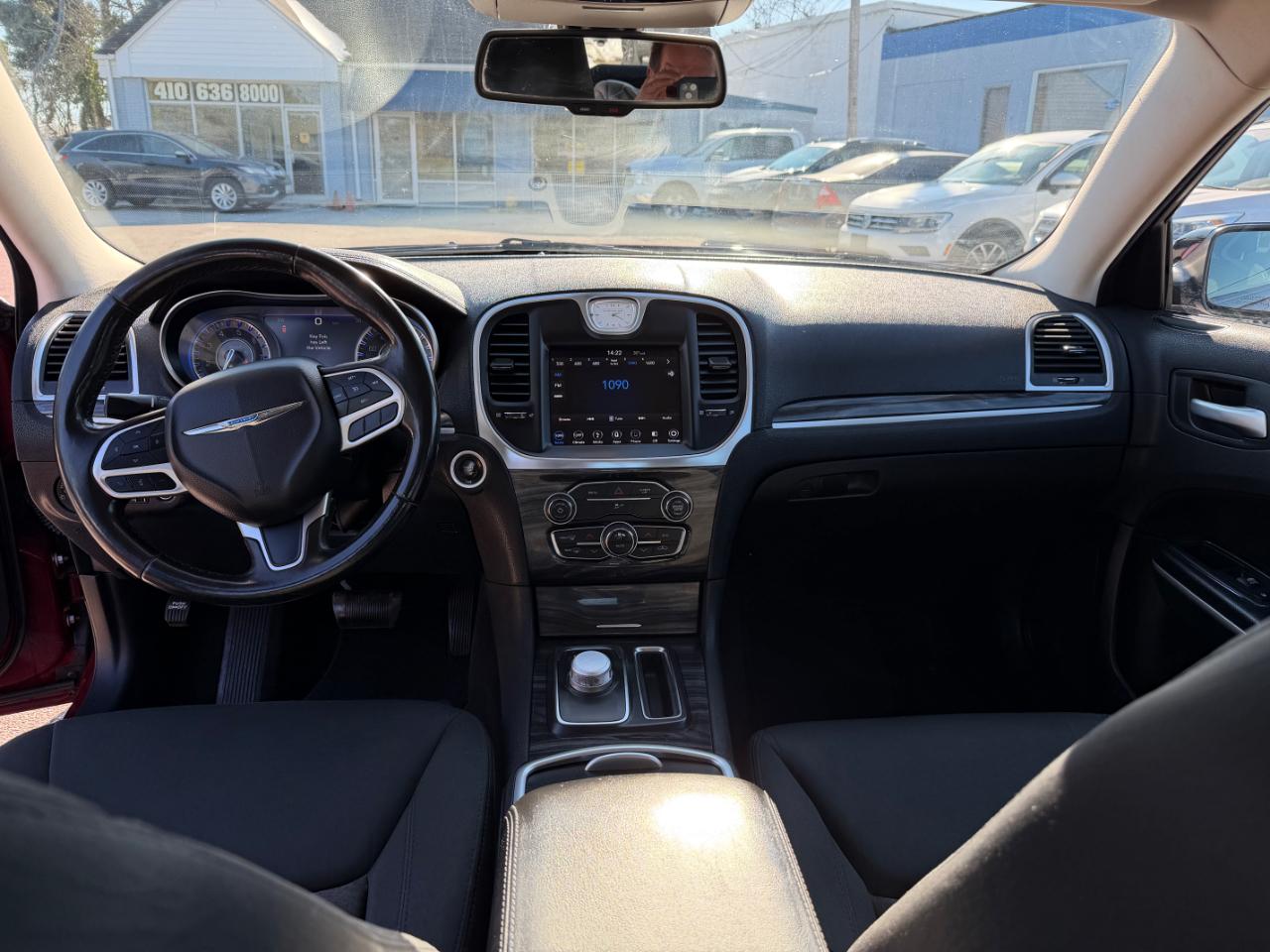 Chrysler 300 Touring RWD 2019