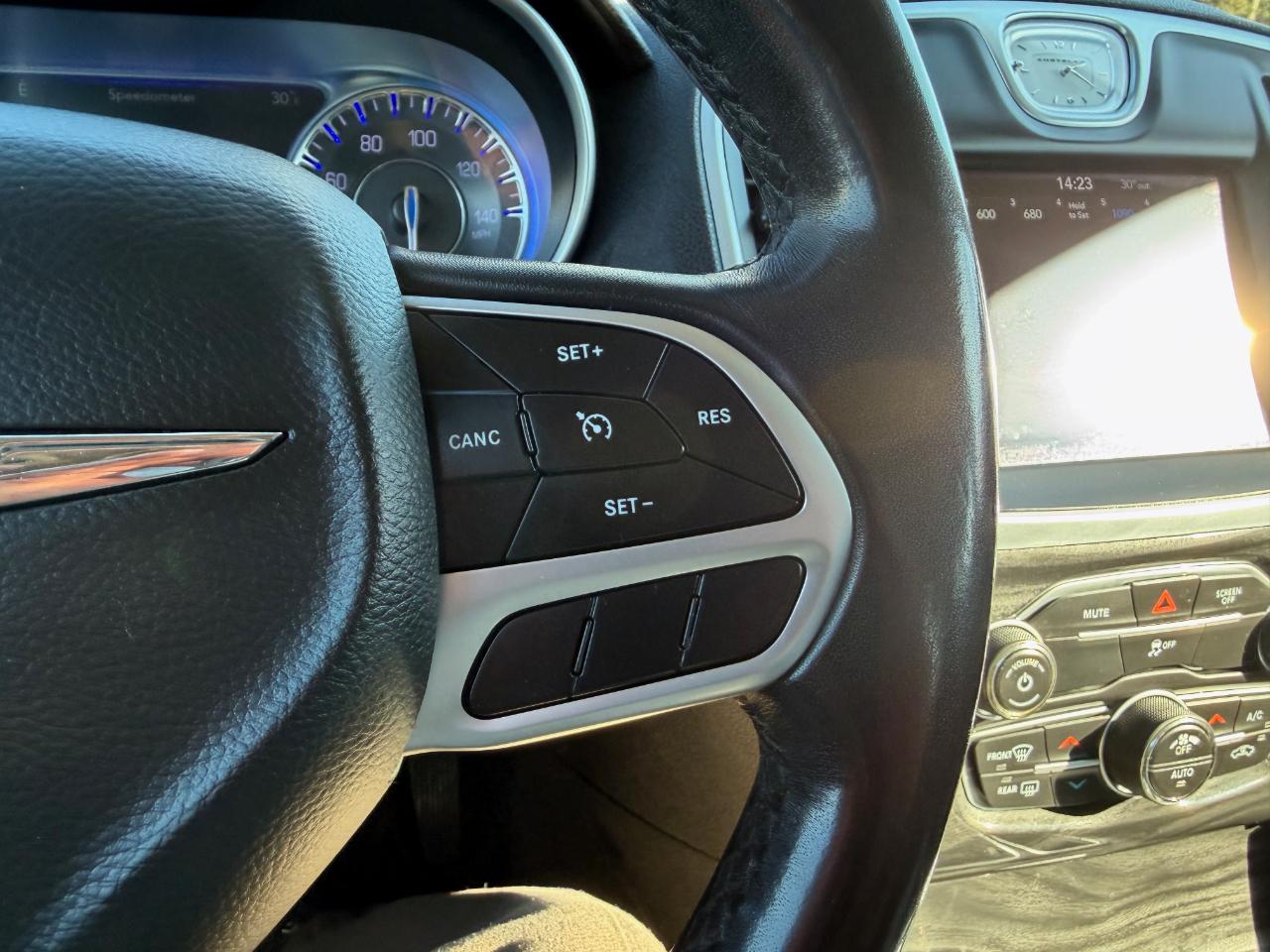 Chrysler 300 Touring RWD 2019