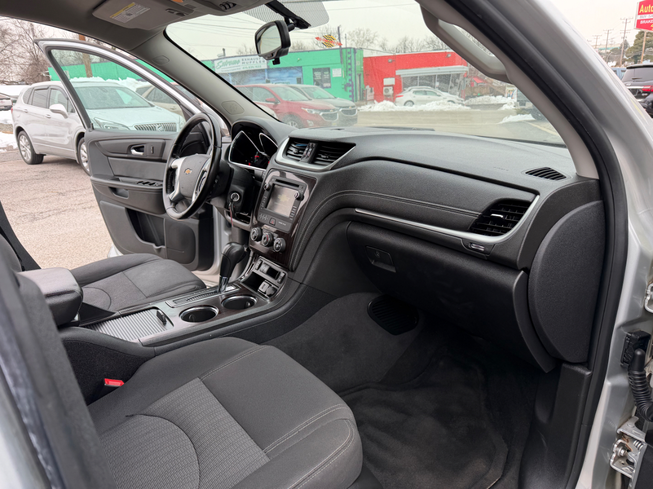 Chevrolet Traverse FWD 4dr LT w/1LT 2017