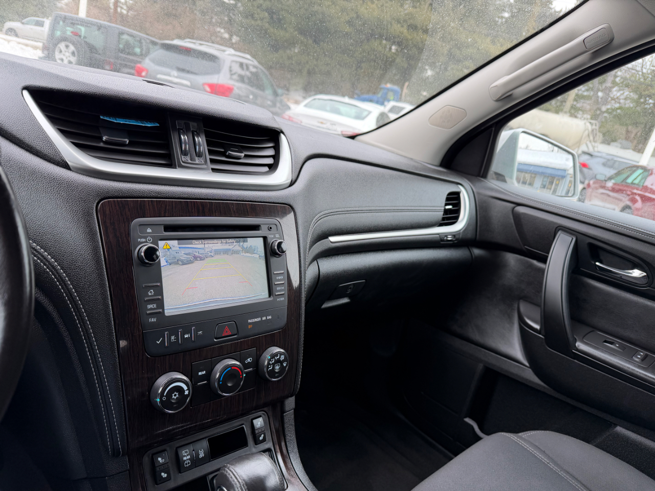 Chevrolet Traverse FWD 4dr LT w/1LT 2017