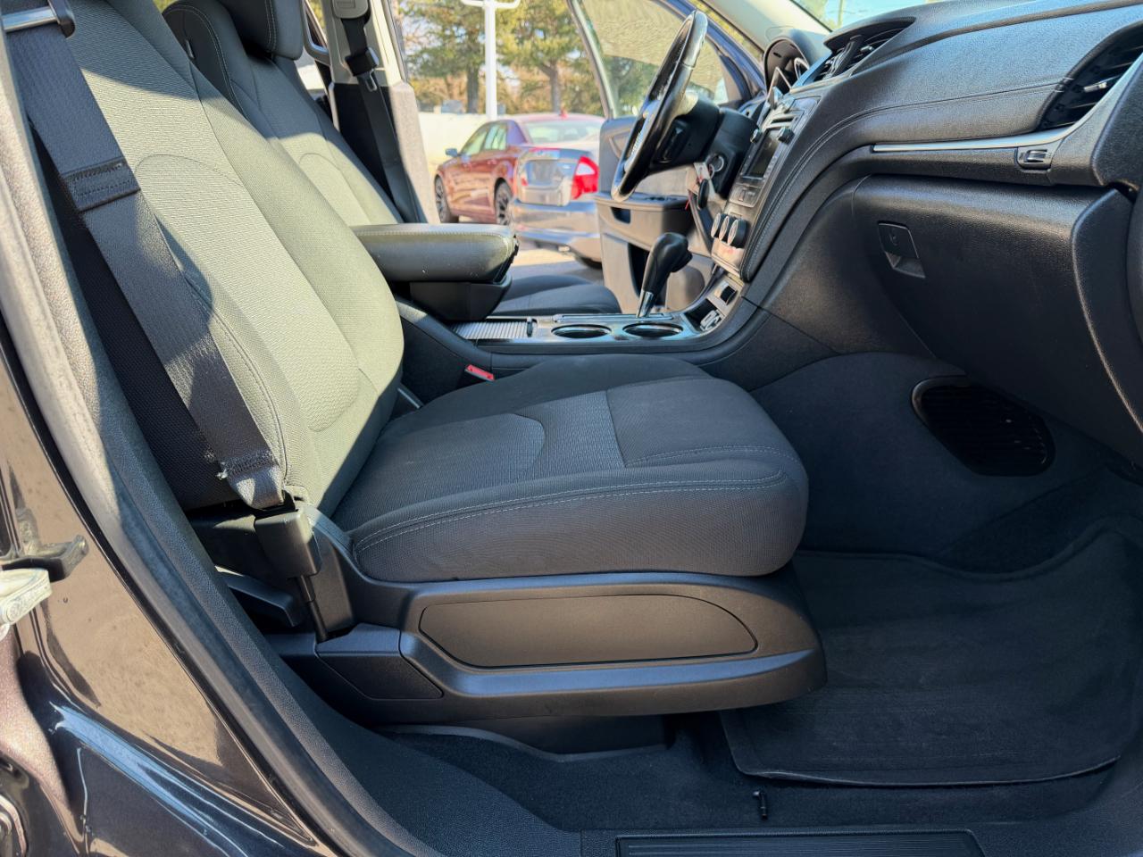 Chevrolet Traverse FWD 4dr LT w/1LT 2017