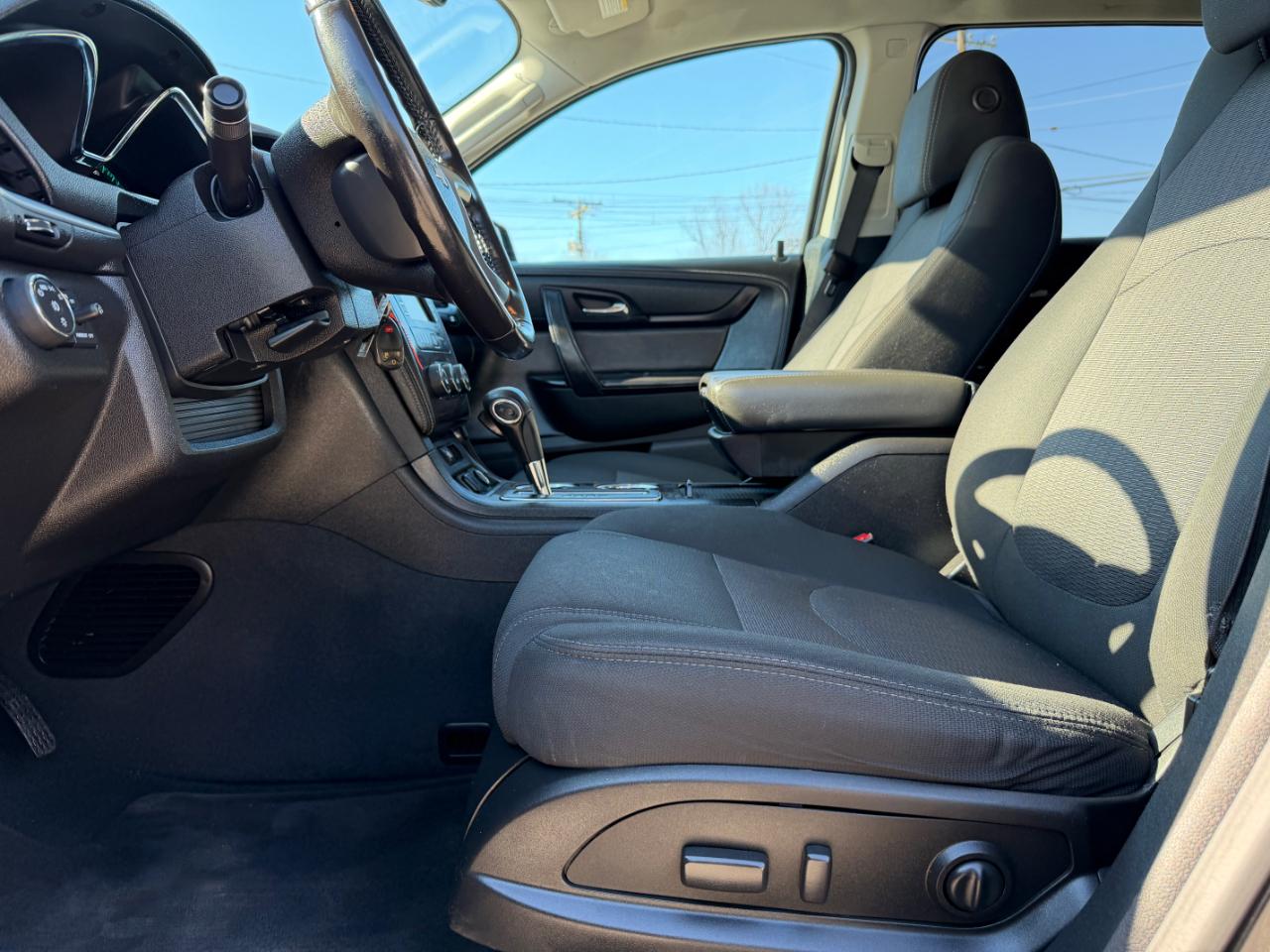 Chevrolet Traverse FWD 4dr LT w/1LT 2017