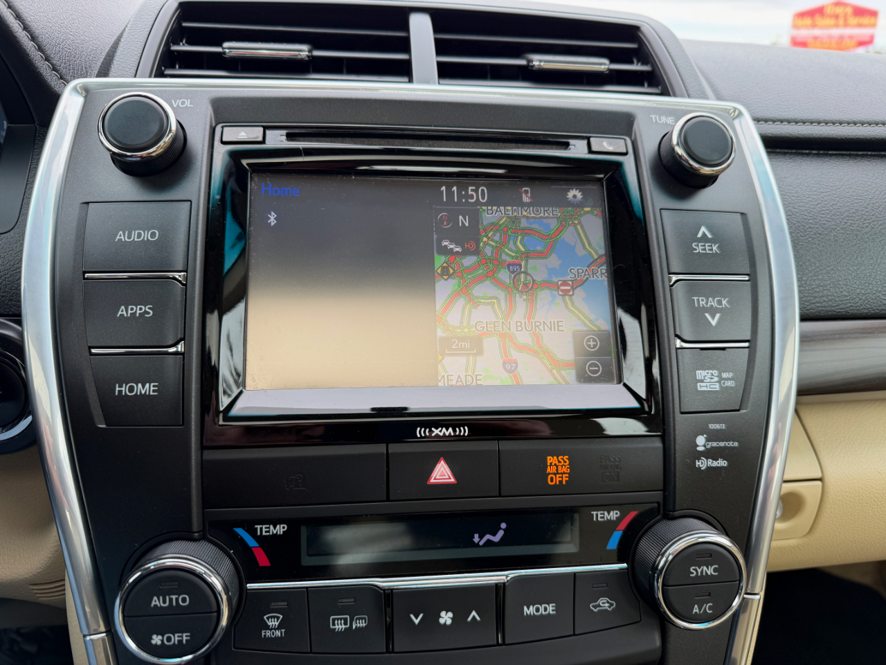 Toyota Camry 4dr Sdn XLE Auto 2016