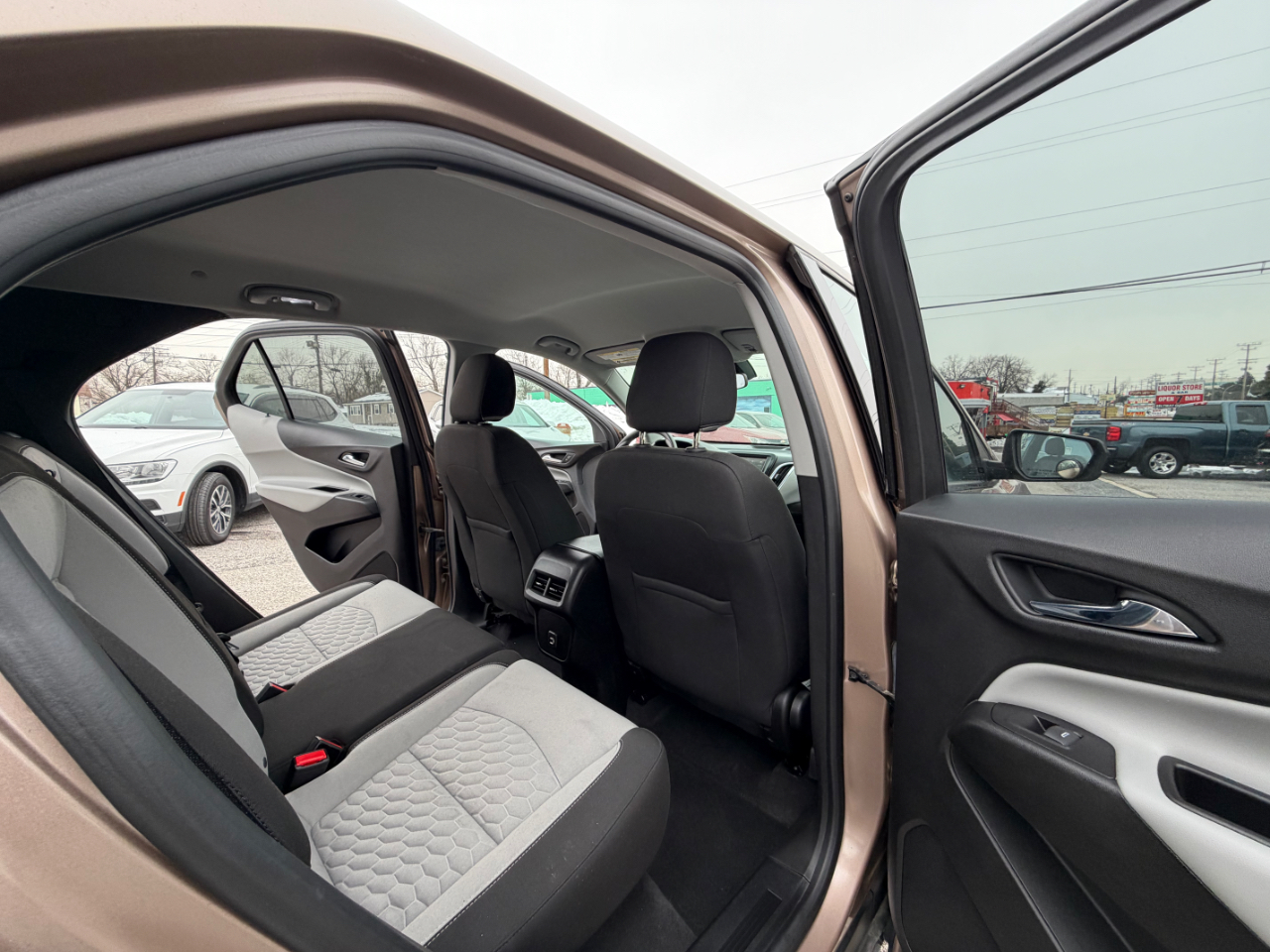 Chevrolet Equinox FWD 4dr LS w/1LS 2019