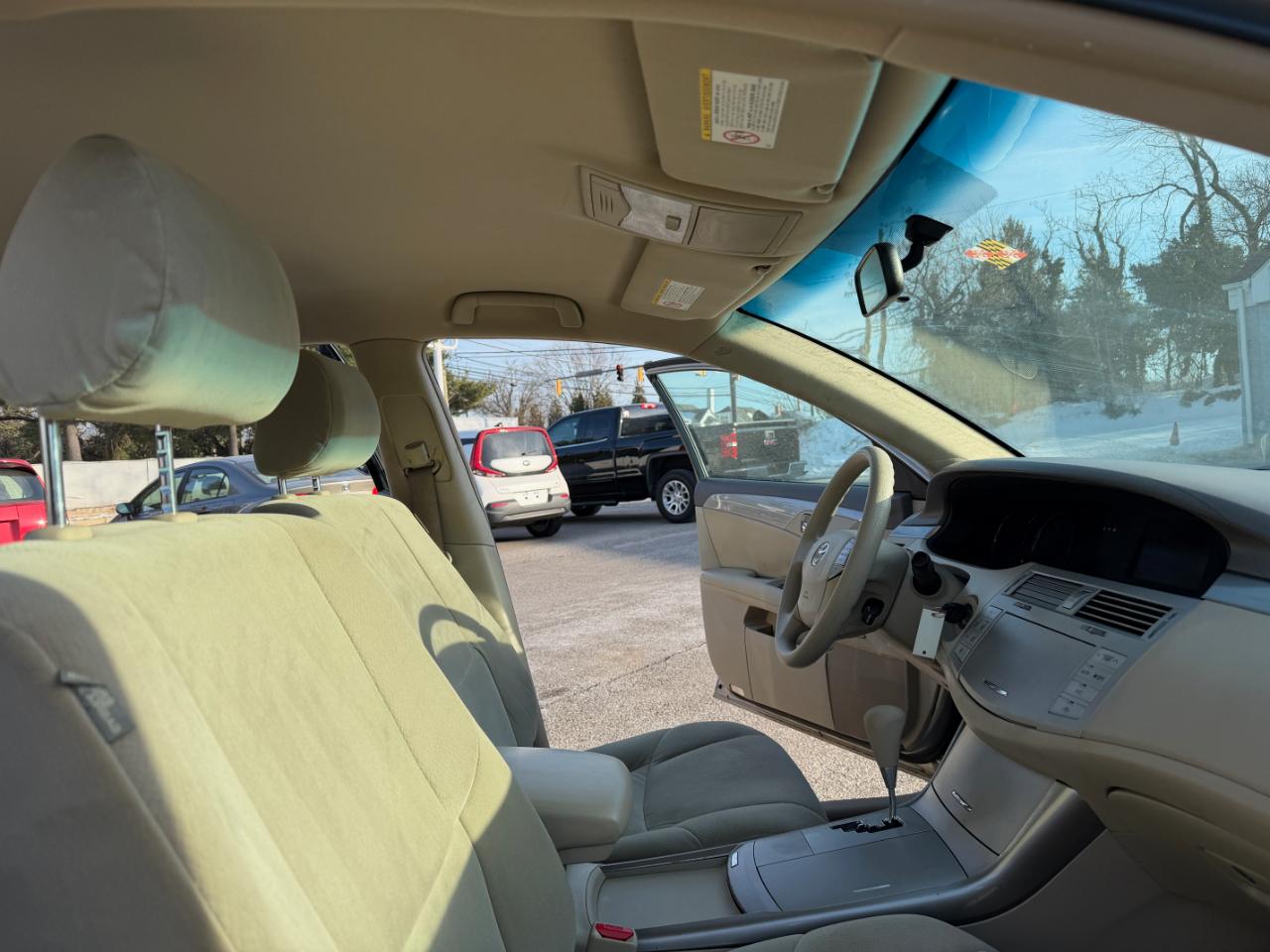 Toyota Avalon 4dr Sdn XL (Natl) 2005