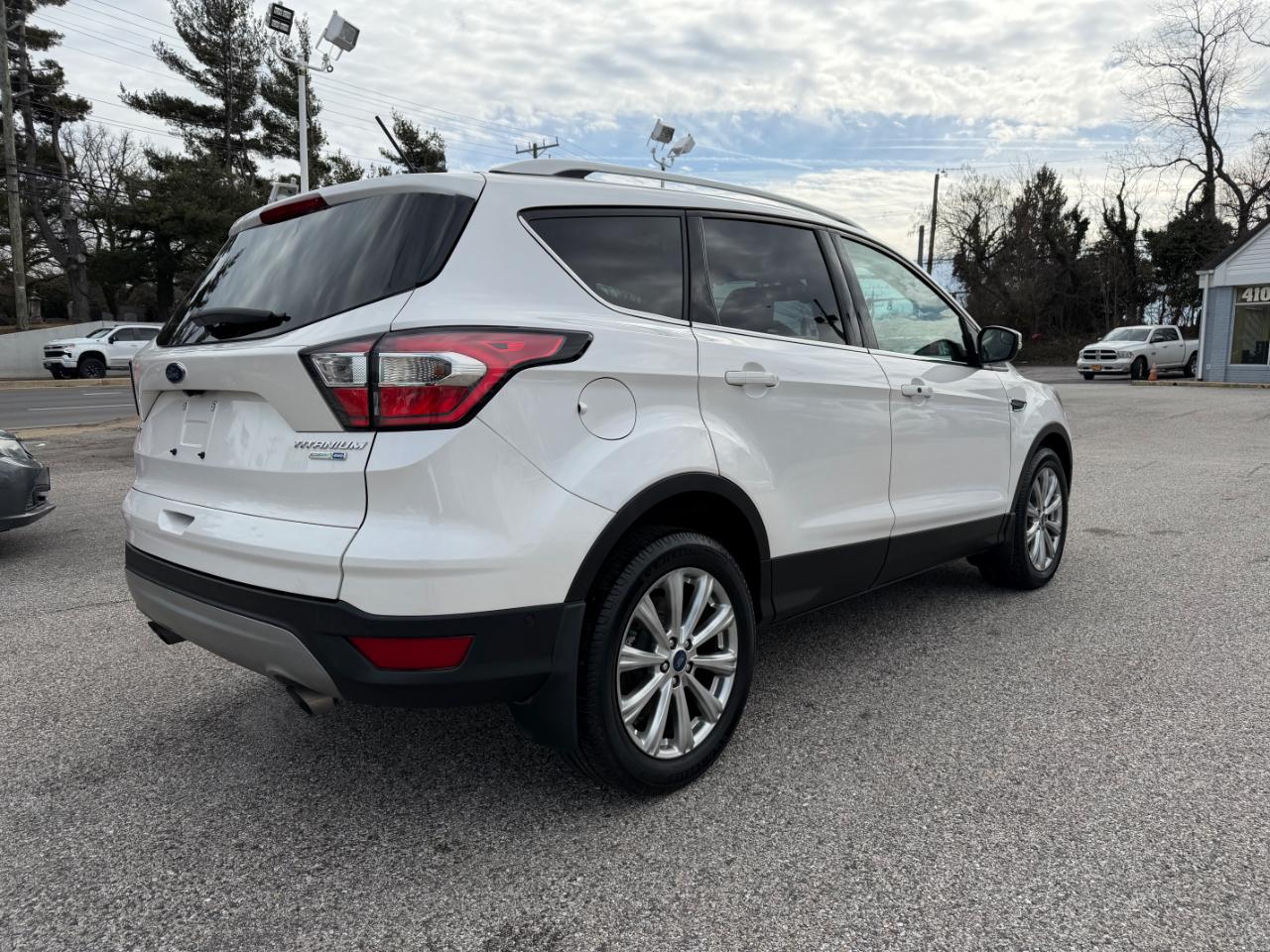 Ford Escape Titanium 4WD 2018