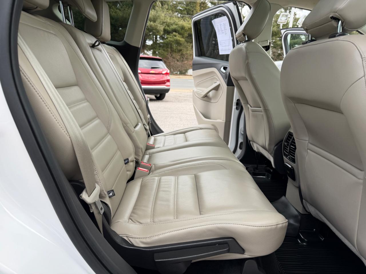 Ford Escape Titanium 4WD 2018