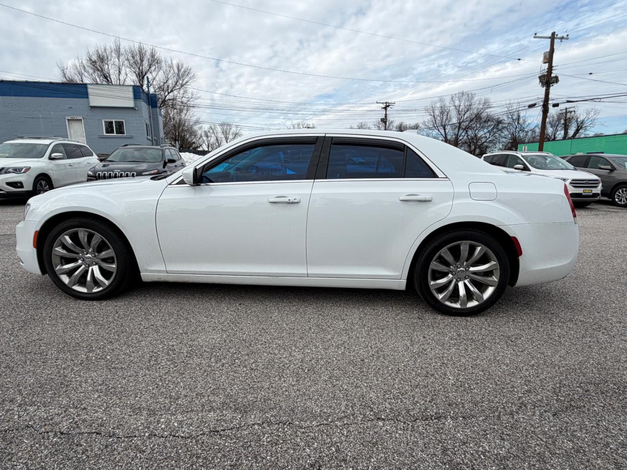 Chrysler 300 Limited RWD 2017