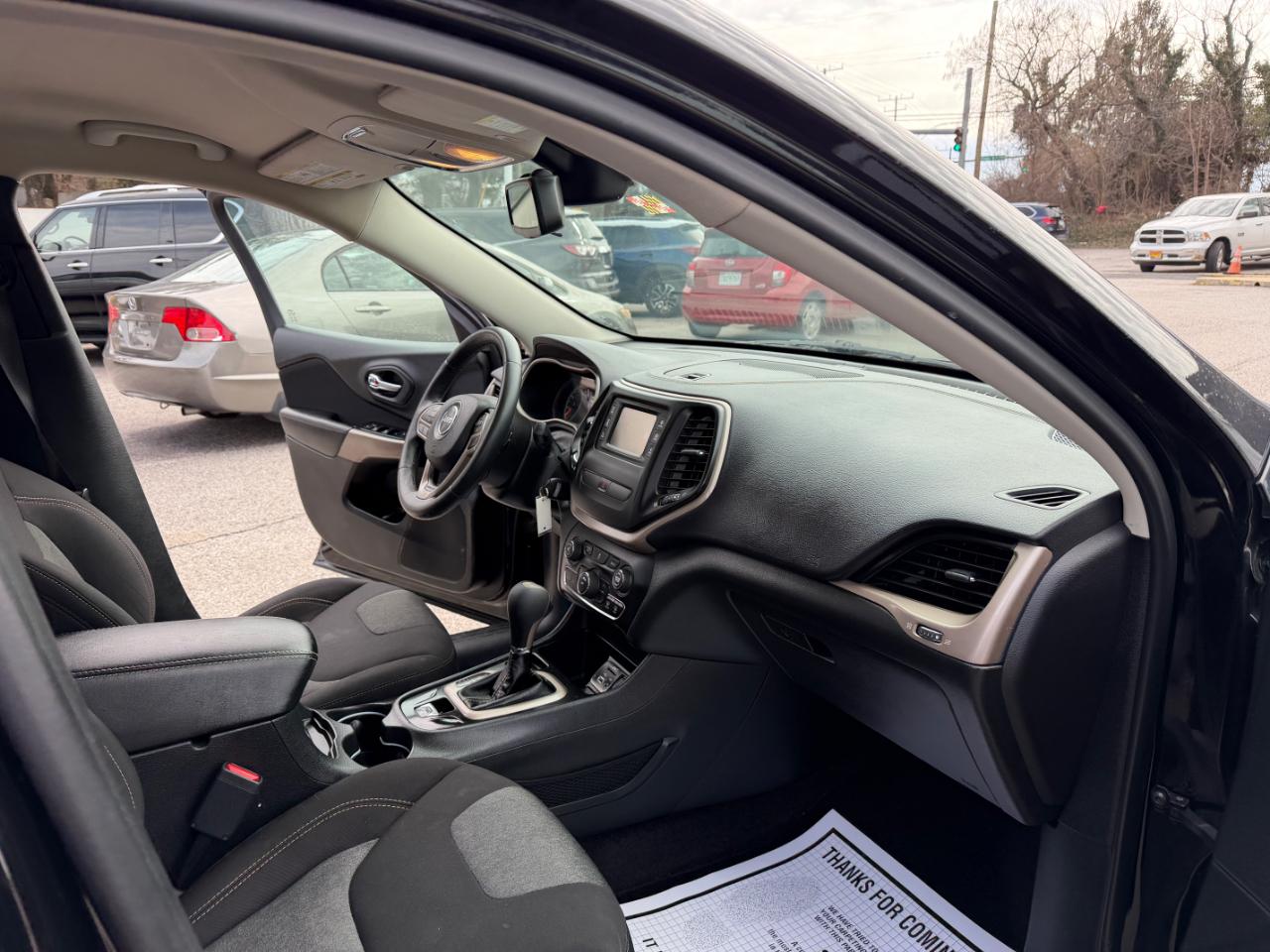 Jeep Cherokee Sport FWD 2017