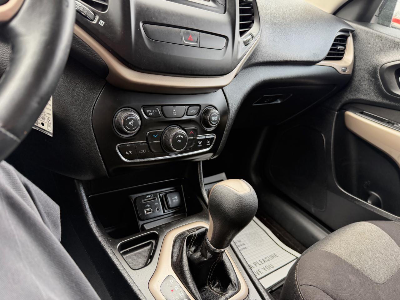 Jeep Cherokee Sport FWD 2017