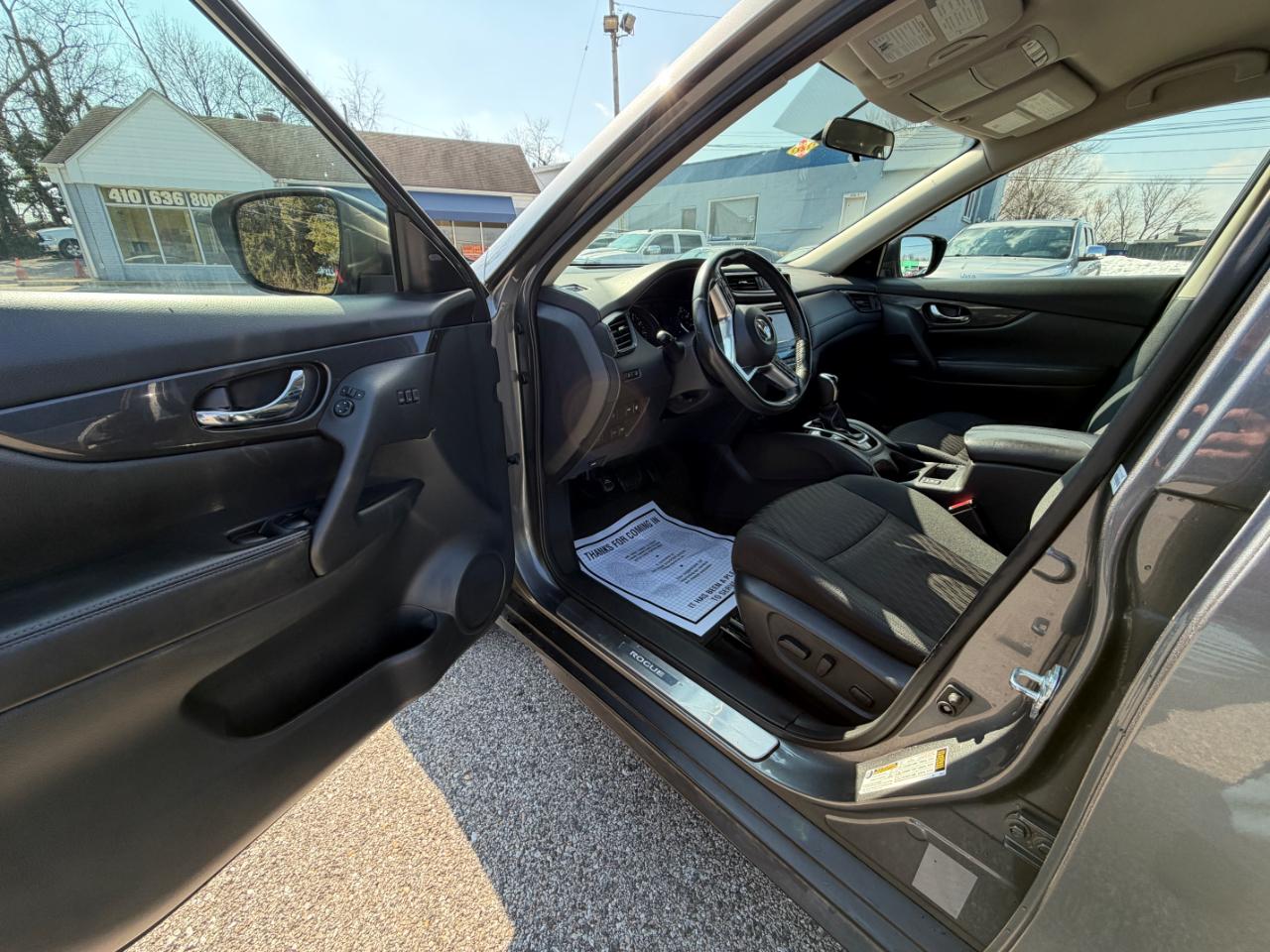 Nissan Rogue FWD SV 2018