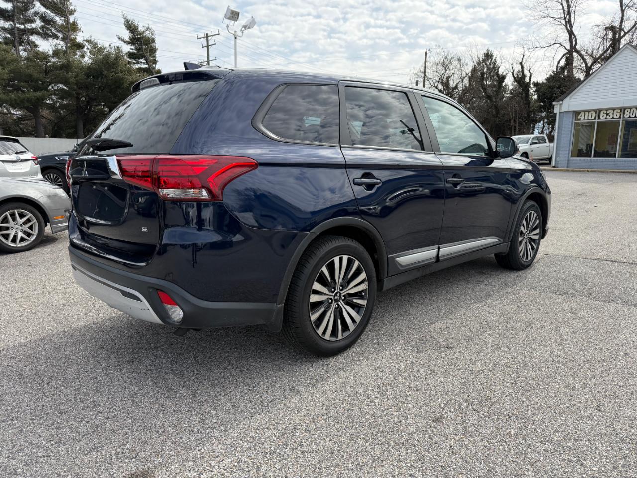 Mitsubishi Outlander SEL FWD 2020