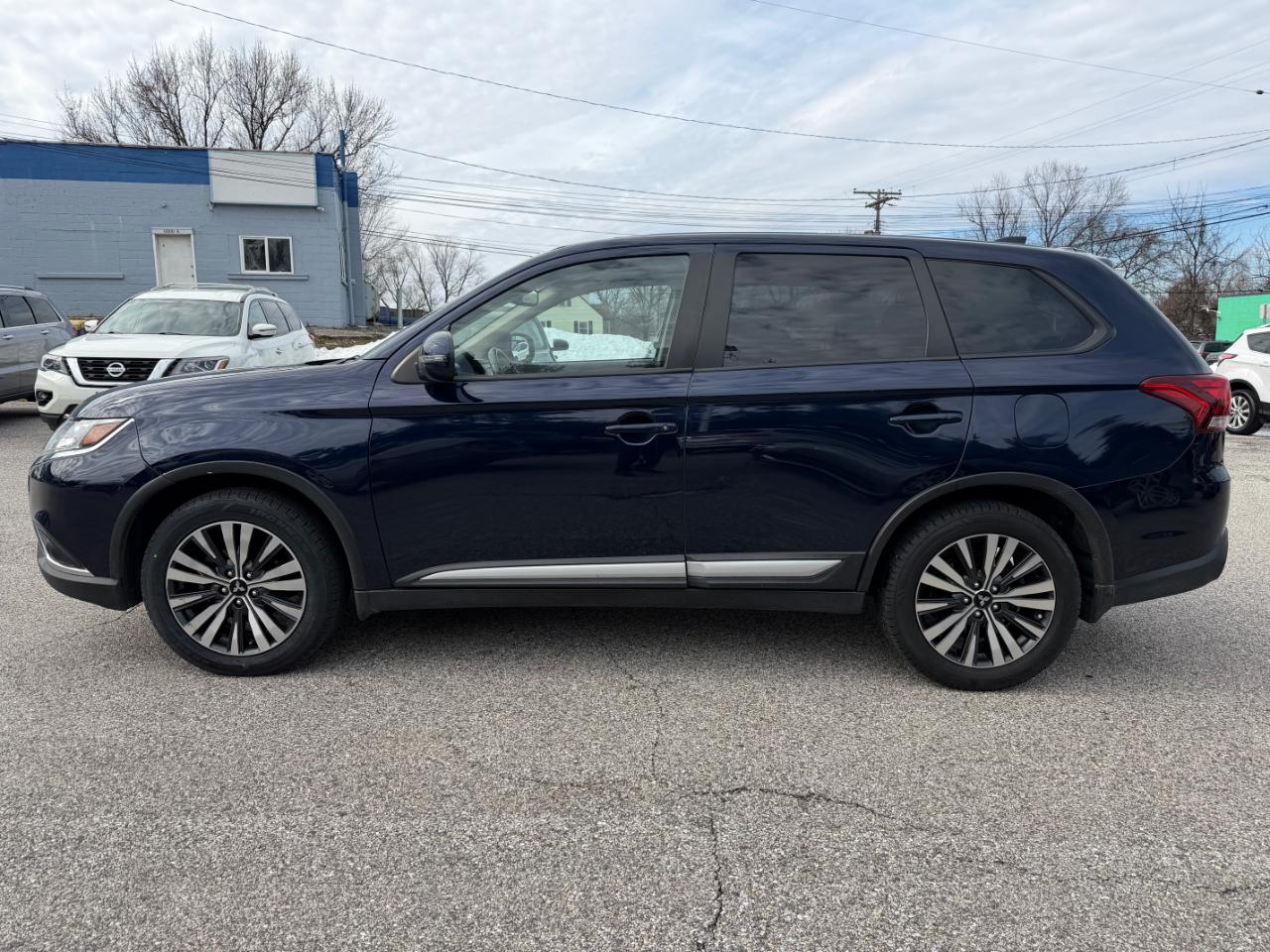 Mitsubishi Outlander SEL FWD 2020