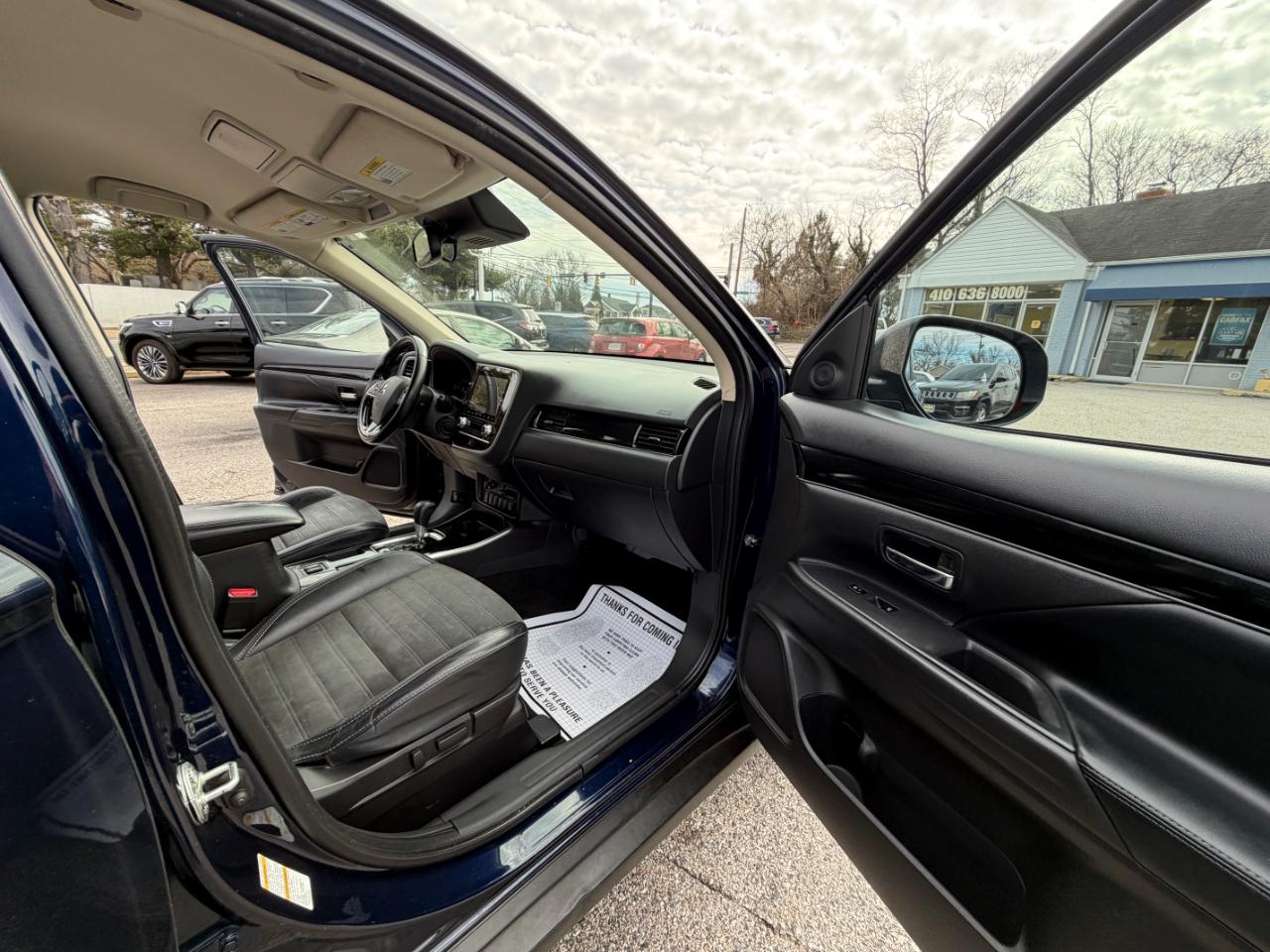 Mitsubishi Outlander SEL FWD 2020