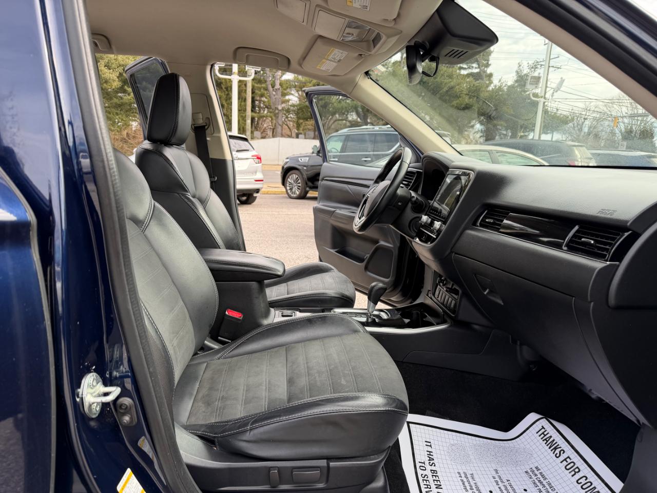 Mitsubishi Outlander SEL FWD 2020