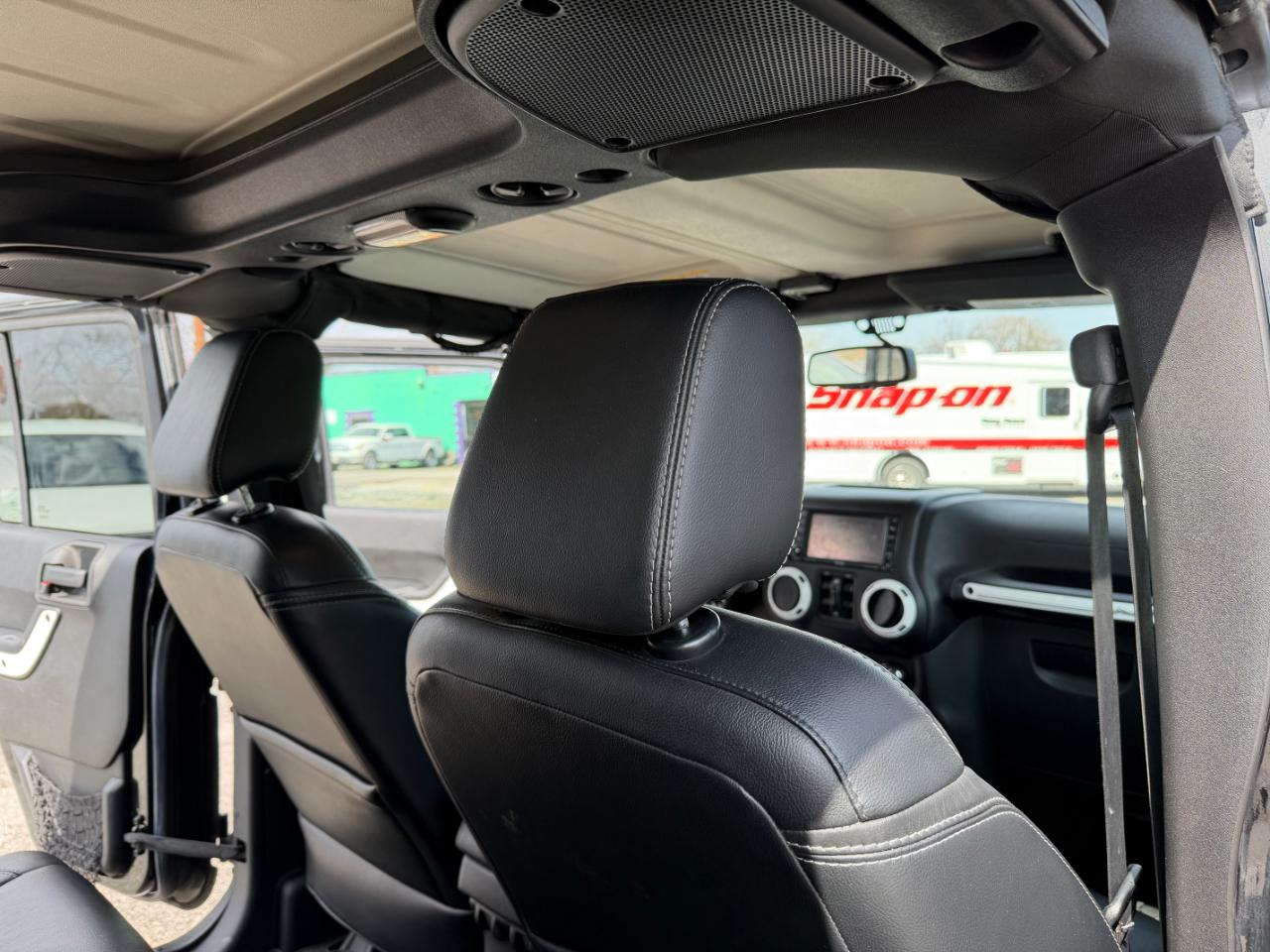 Jeep Wrangler Unlimited 4WD 4dr Wrangler X *Ltd Avail* 2015