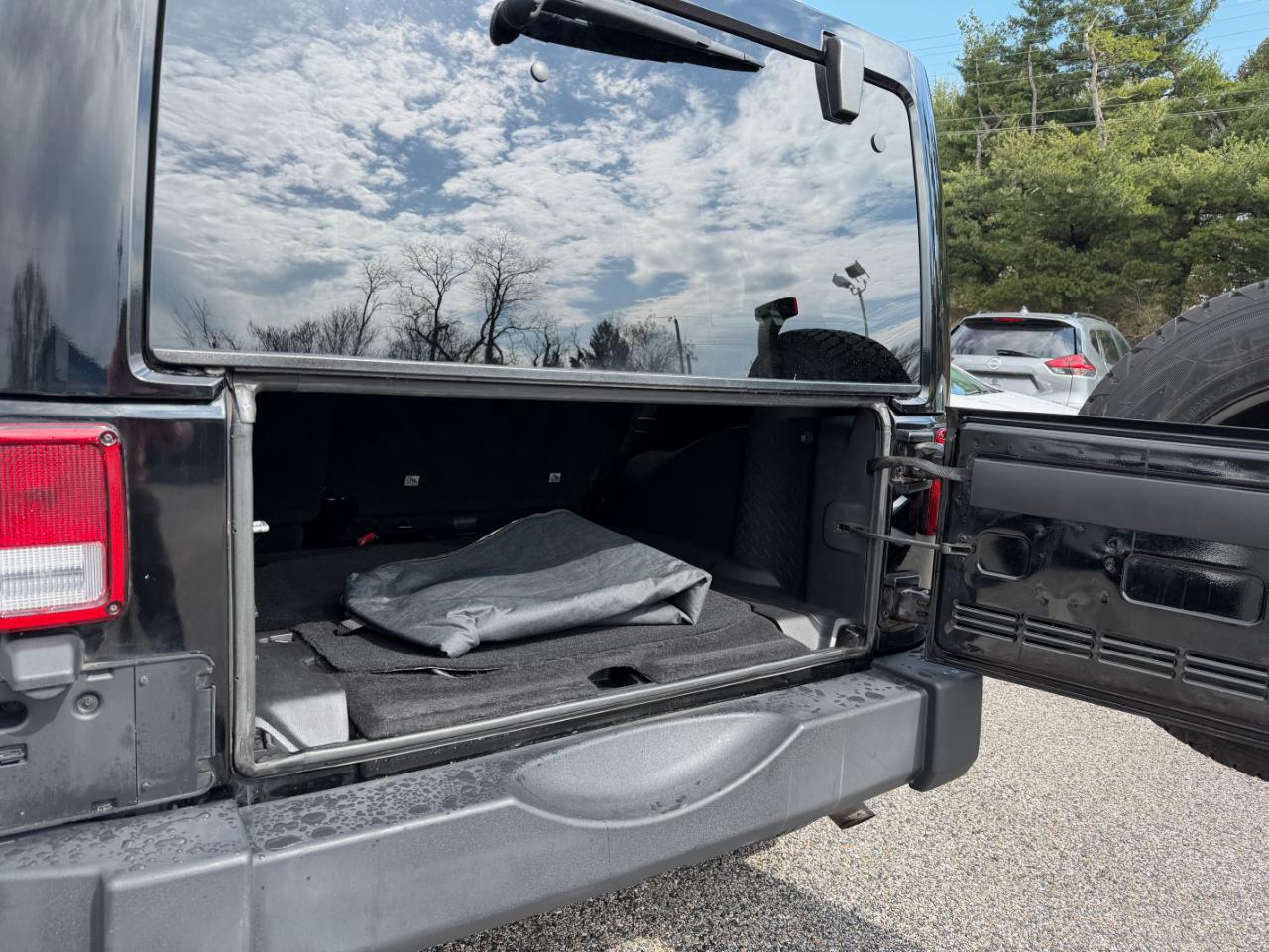 Jeep Wrangler Unlimited 4WD 4dr Wrangler X *Ltd Avail* 2015