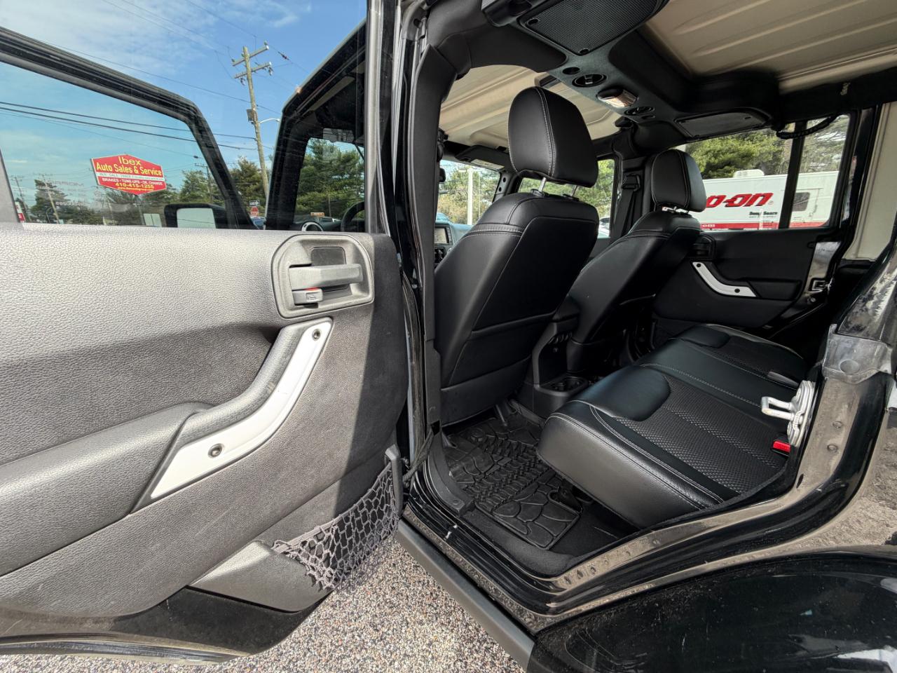 Jeep Wrangler Unlimited 4WD 4dr Wrangler X *Ltd Avail* 2015