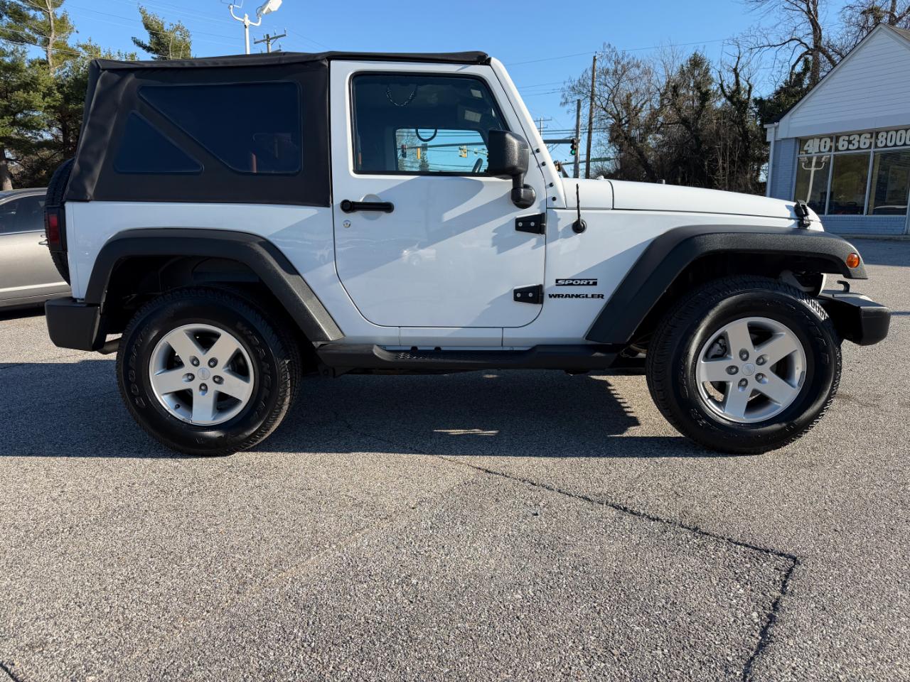 Jeep Wrangler 4WD 2dr Sport 2014
