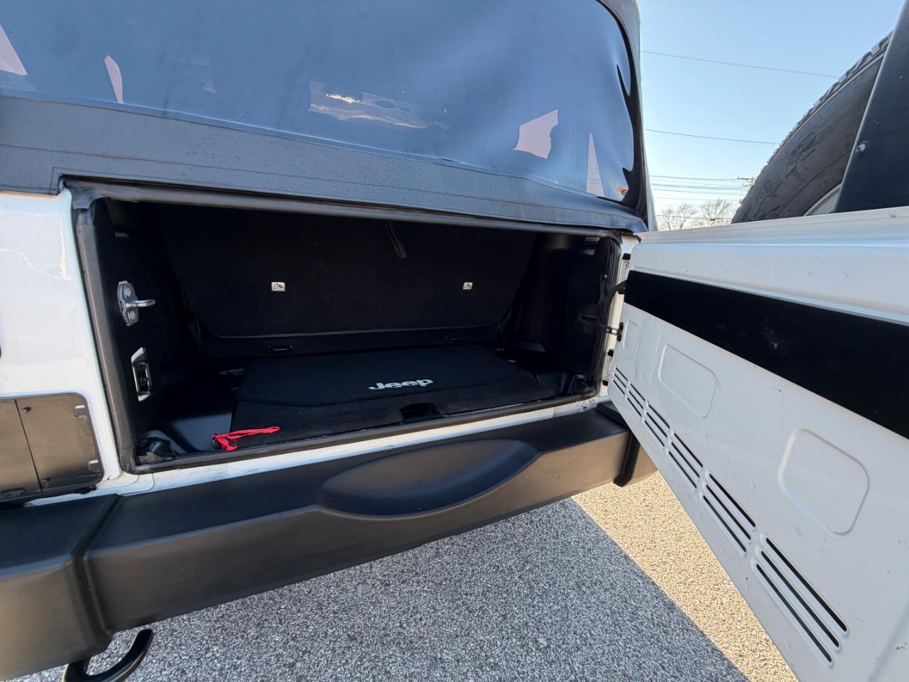 Jeep Wrangler 4WD 2dr Sport 2014