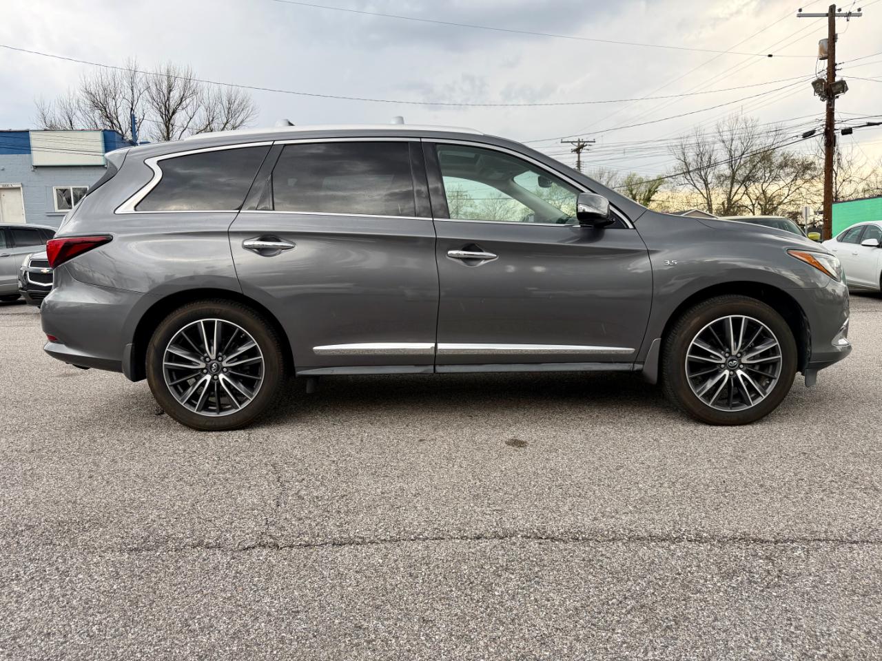 Infiniti QX60 AWD 2017