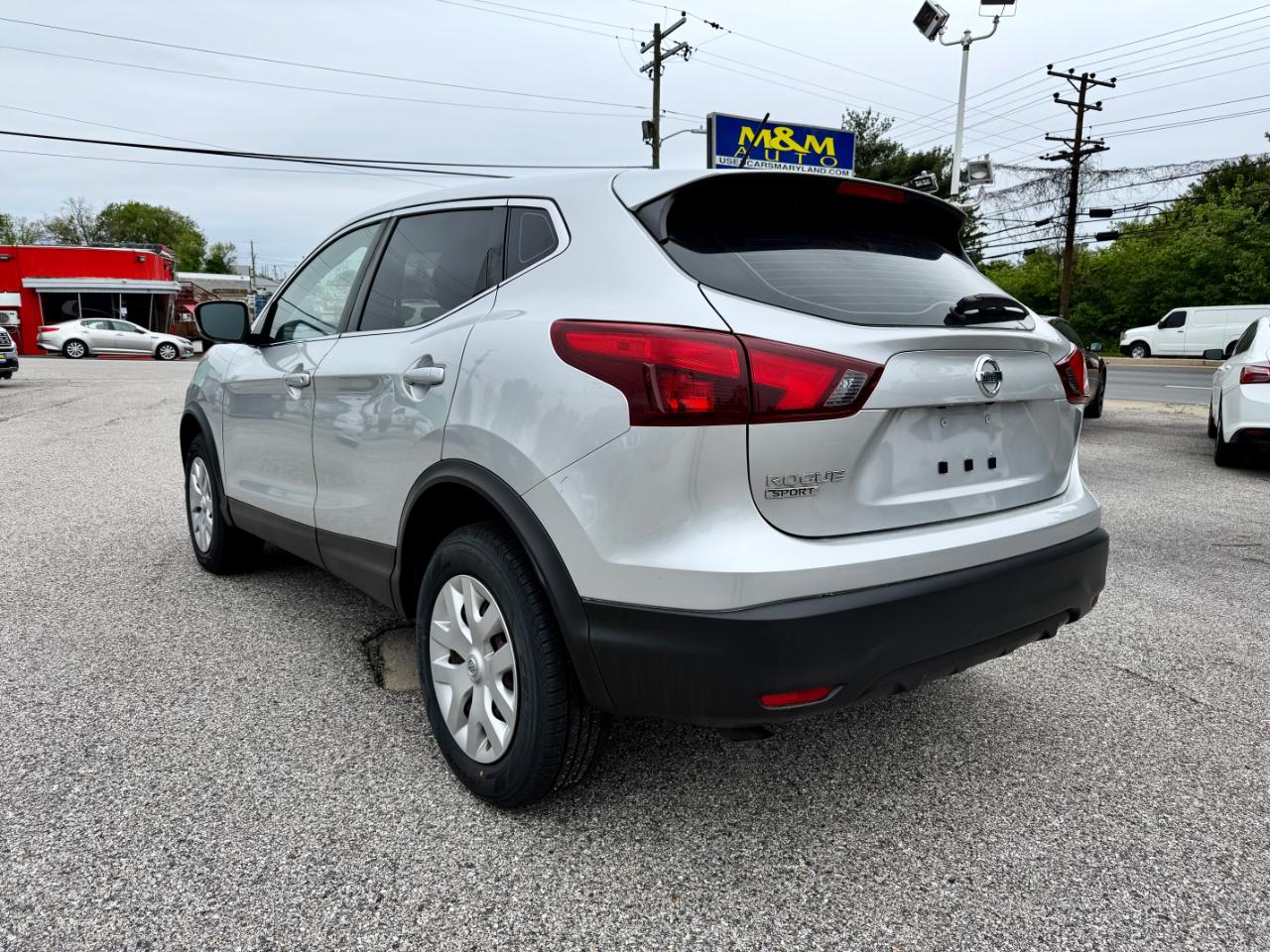 Nissan Rogue Sport 2018.5 FWD SV 2019