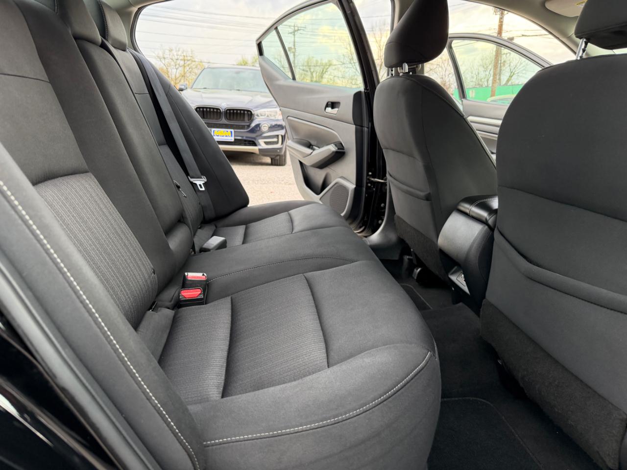 Nissan Altima 2.5 SV Sedan 2021