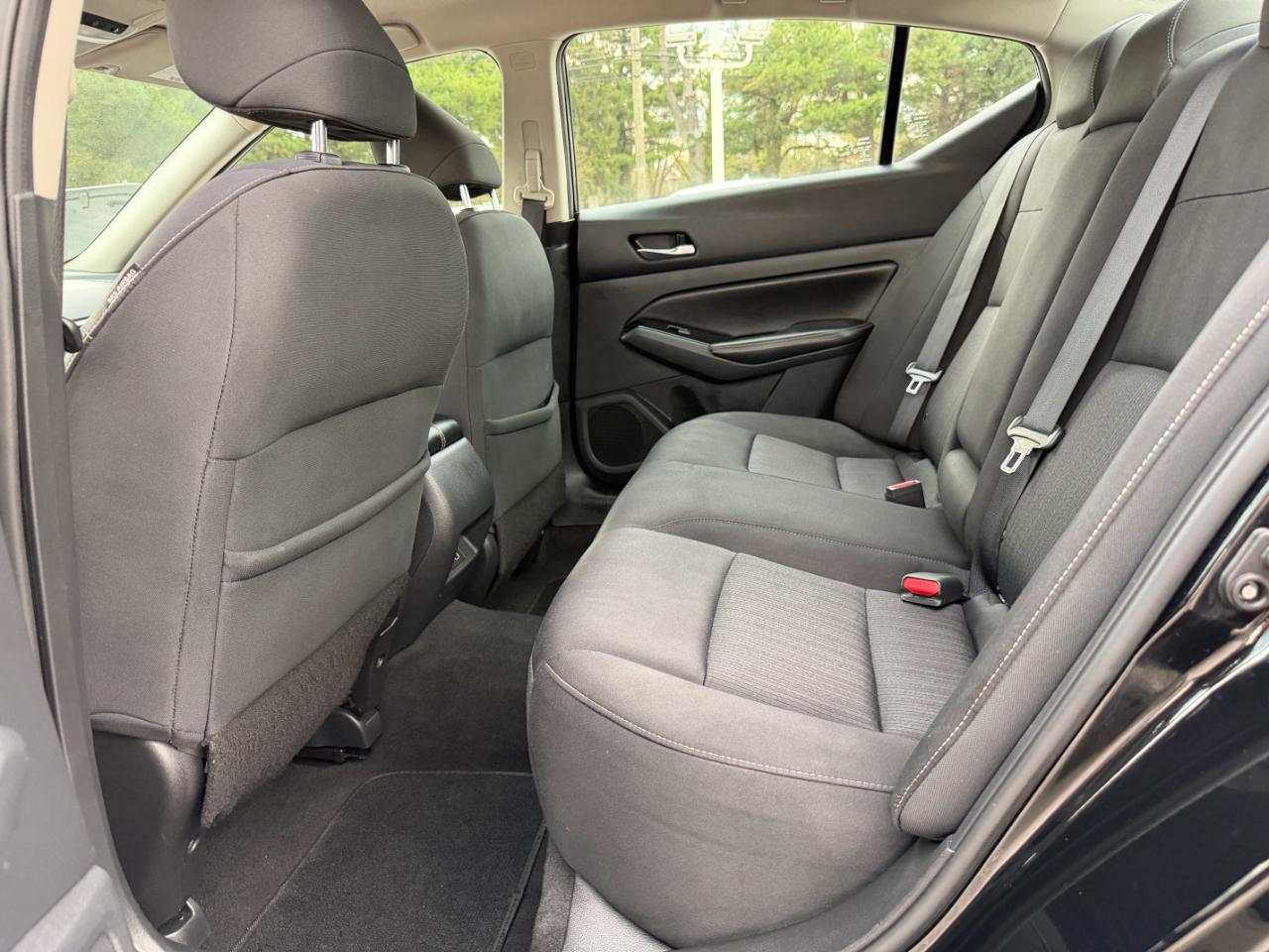 Nissan Altima 2.5 SV Sedan 2021