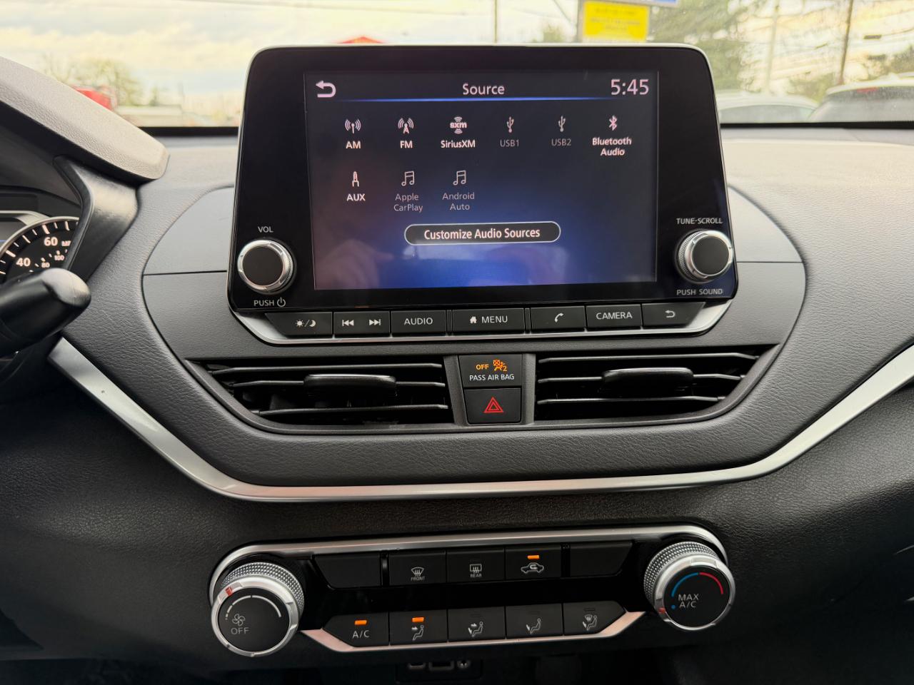 Nissan Altima 2.5 SV Sedan 2021