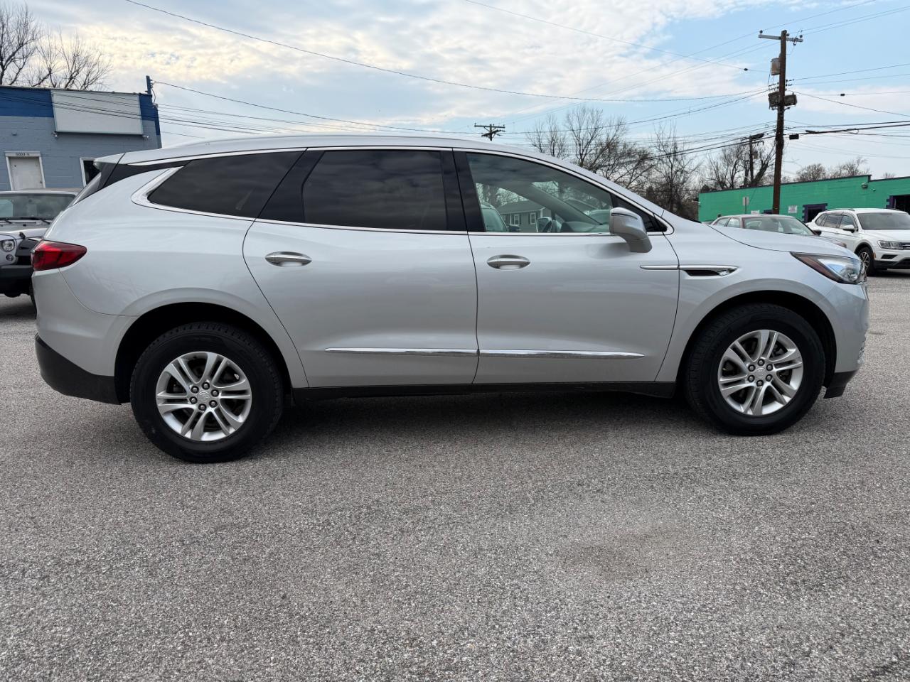 Buick Enclave AWD 4dr Essence 2018