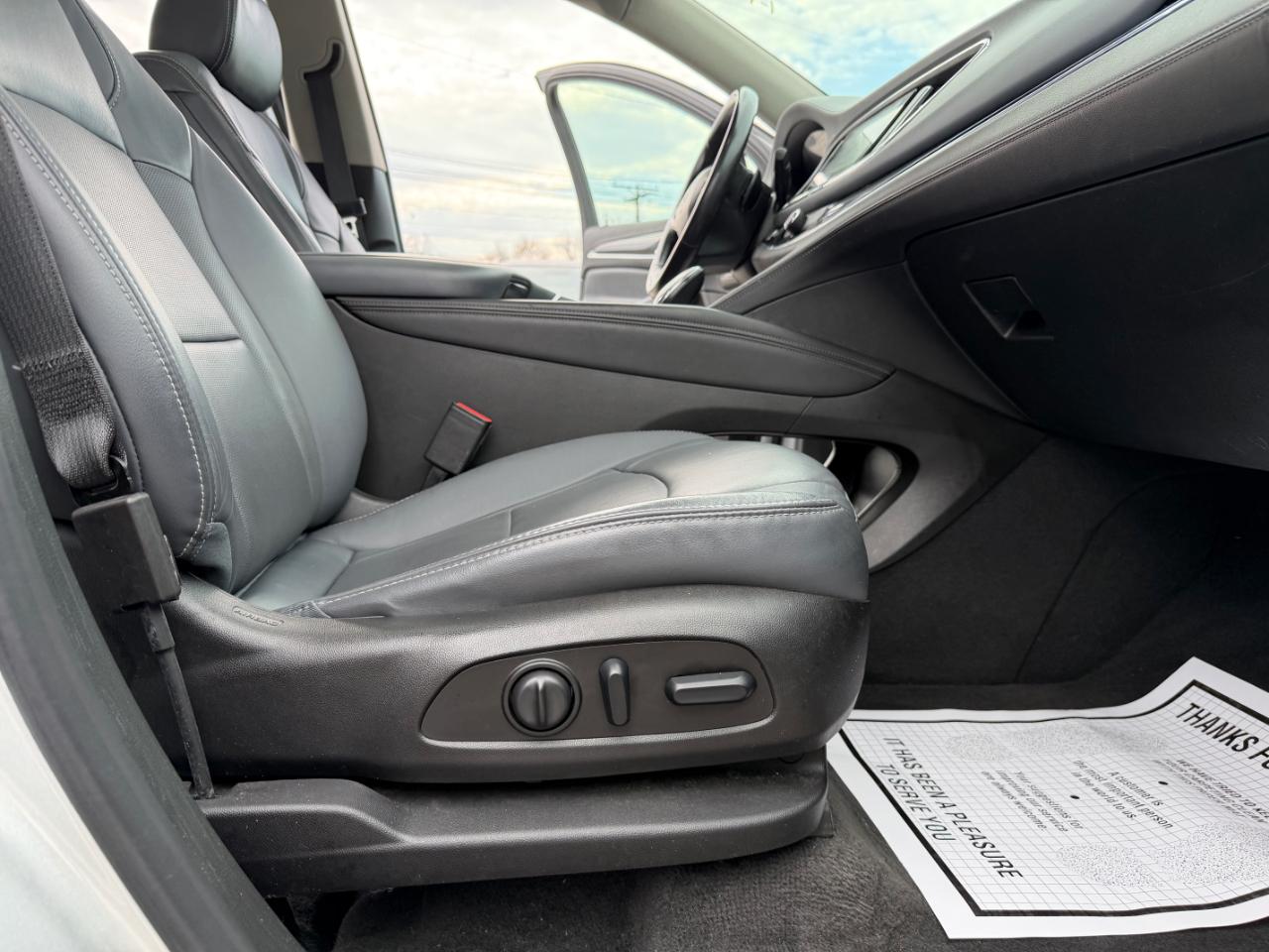 Buick Enclave AWD 4dr Essence 2018