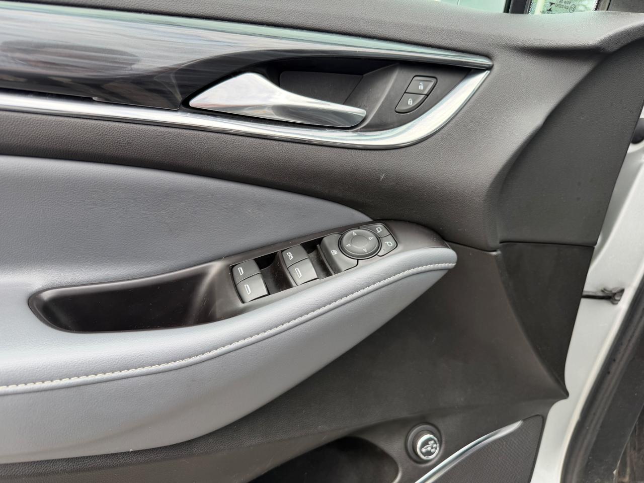 Buick Enclave AWD 4dr Essence 2018