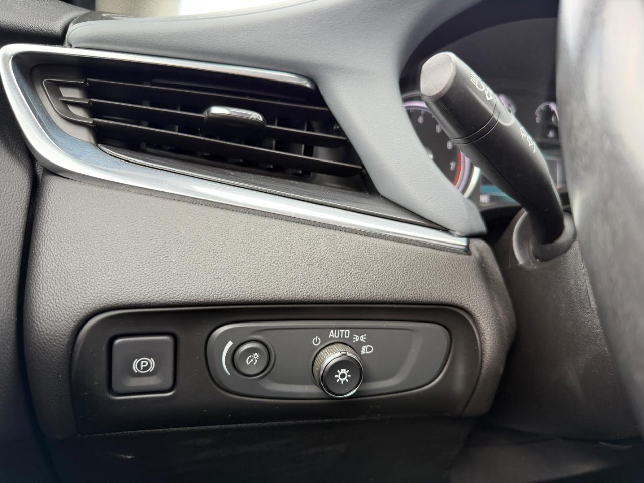 Buick Enclave AWD 4dr Essence 2018