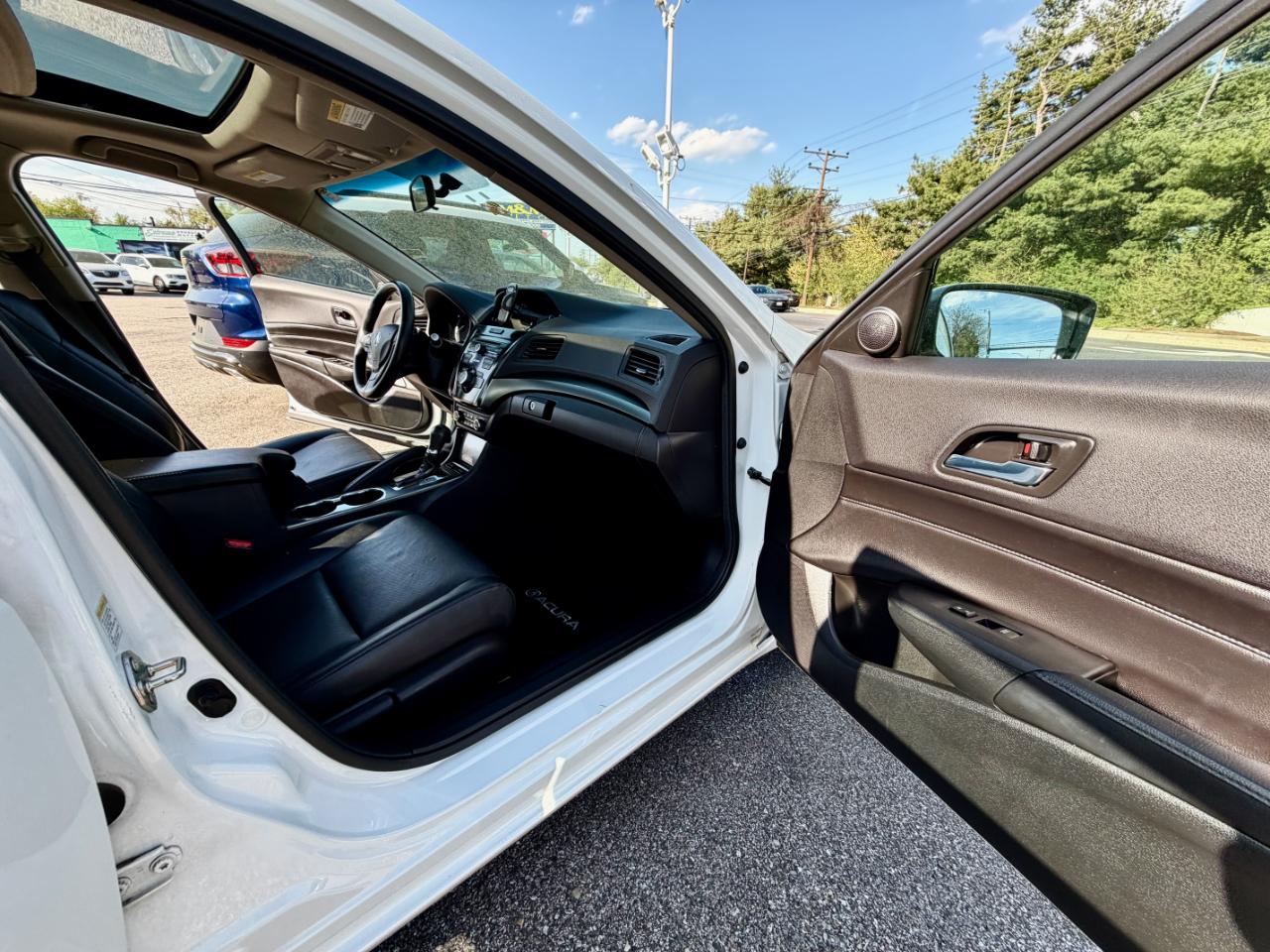 Acura ILX 4dr Sdn 2.0L 2014