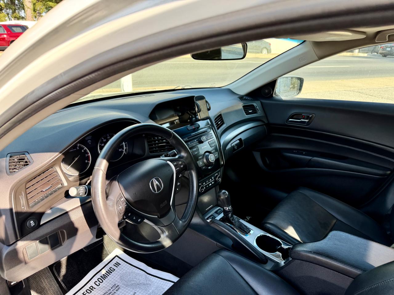 Acura ILX 4dr Sdn 2.0L 2014